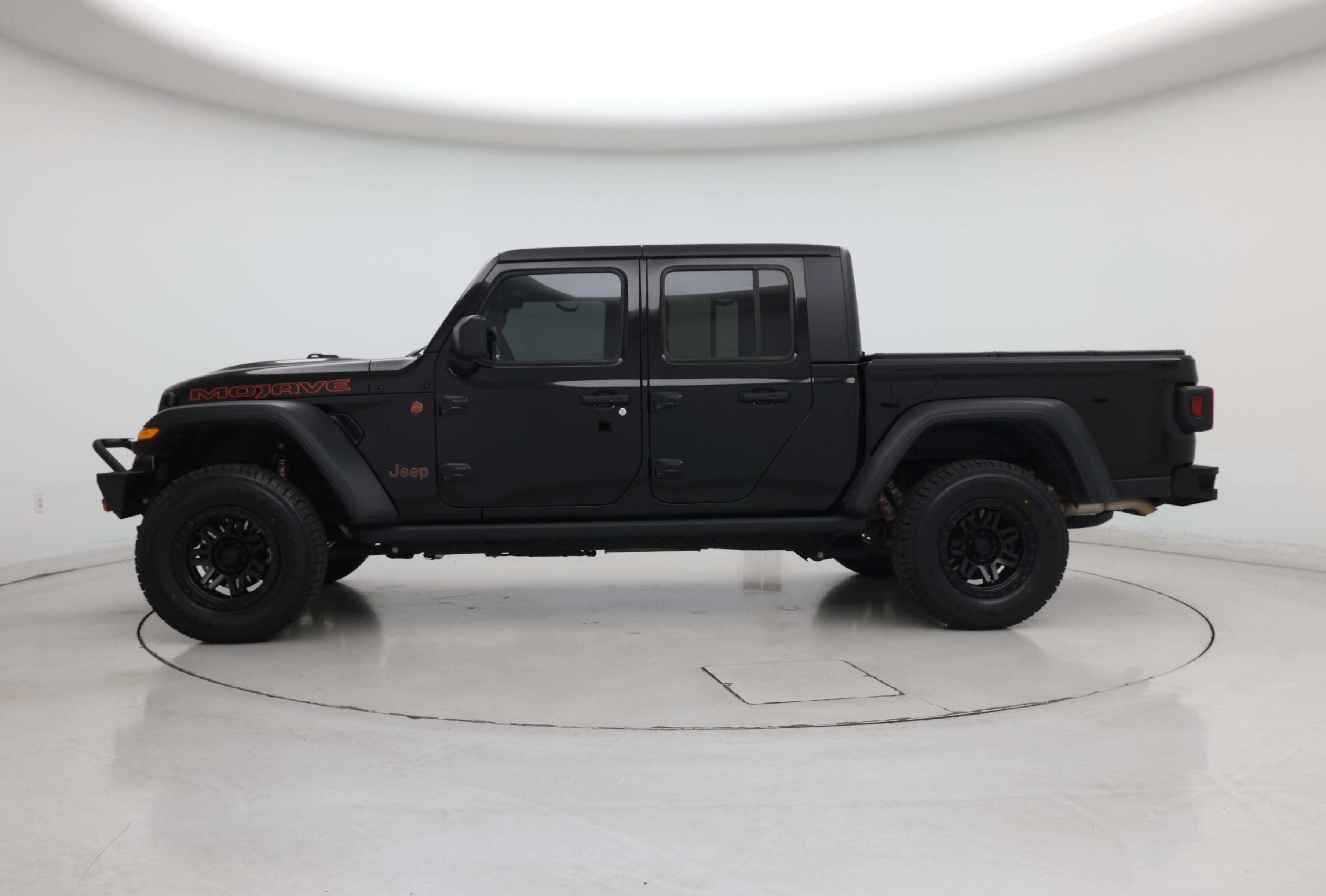Thumbnail: 2023 Jeep Gladiator - 3