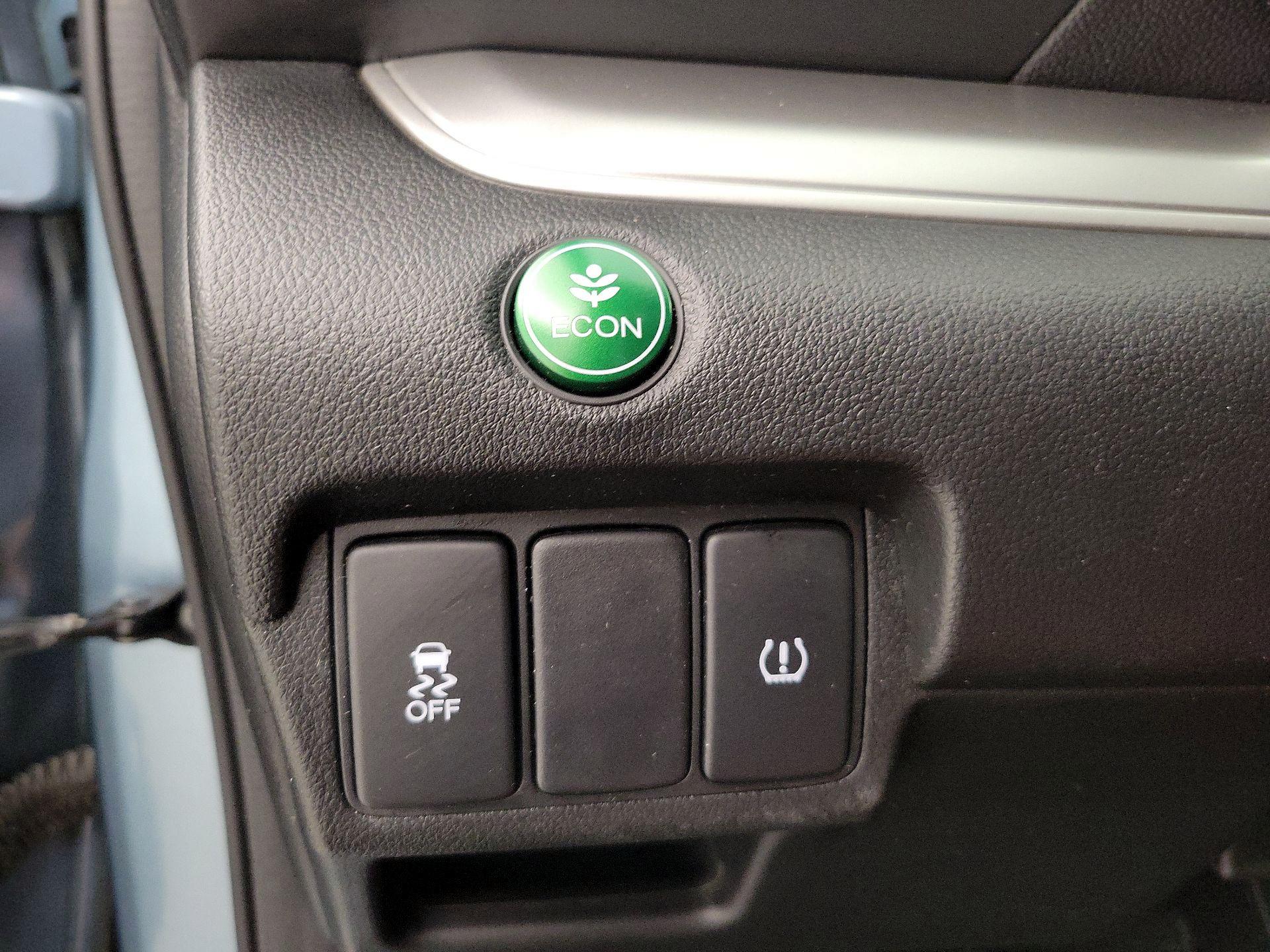 Thumbnail: 2016 Honda CR-V - 13
