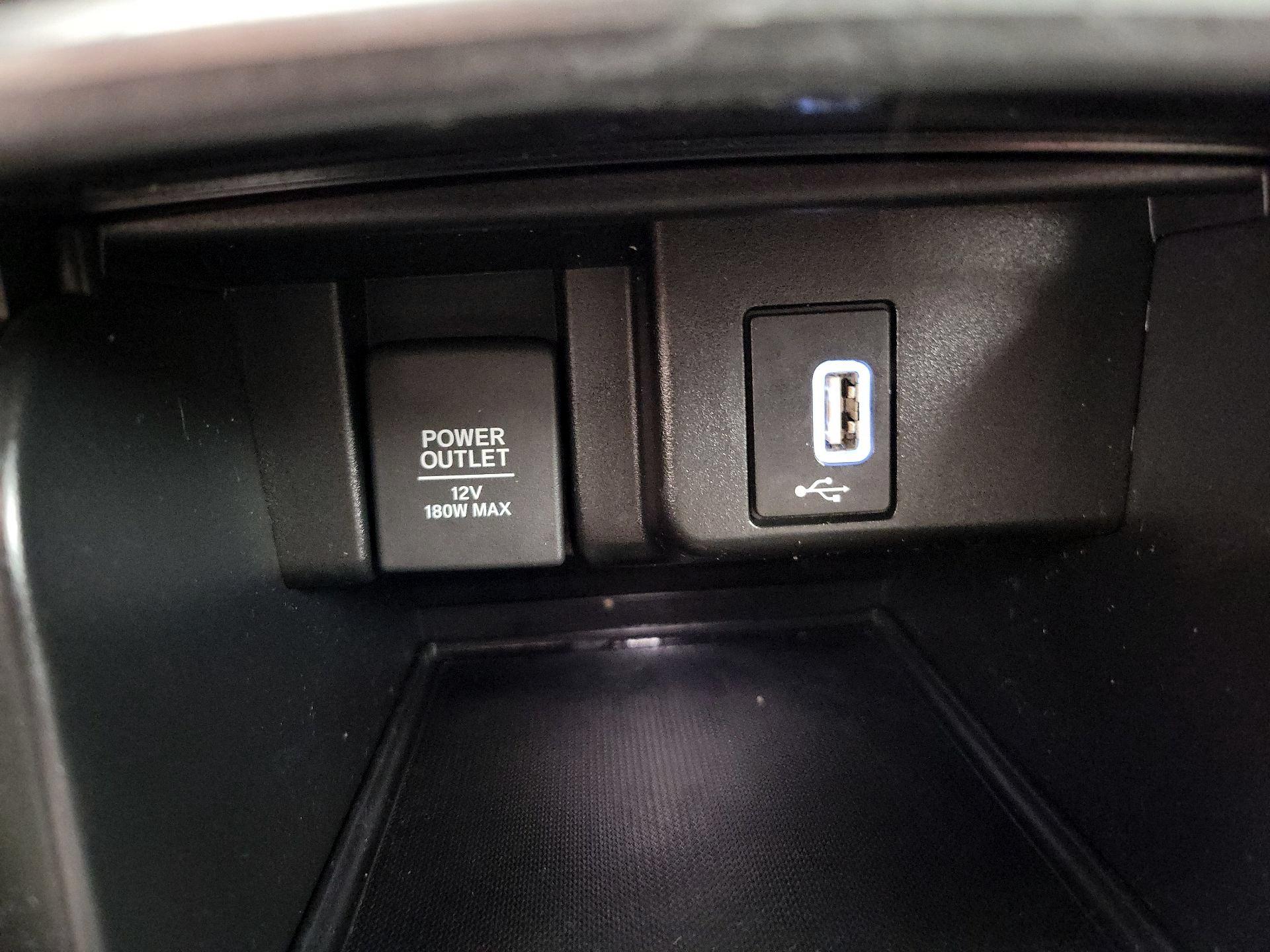 Thumbnail: 2019 Honda Accord - 18