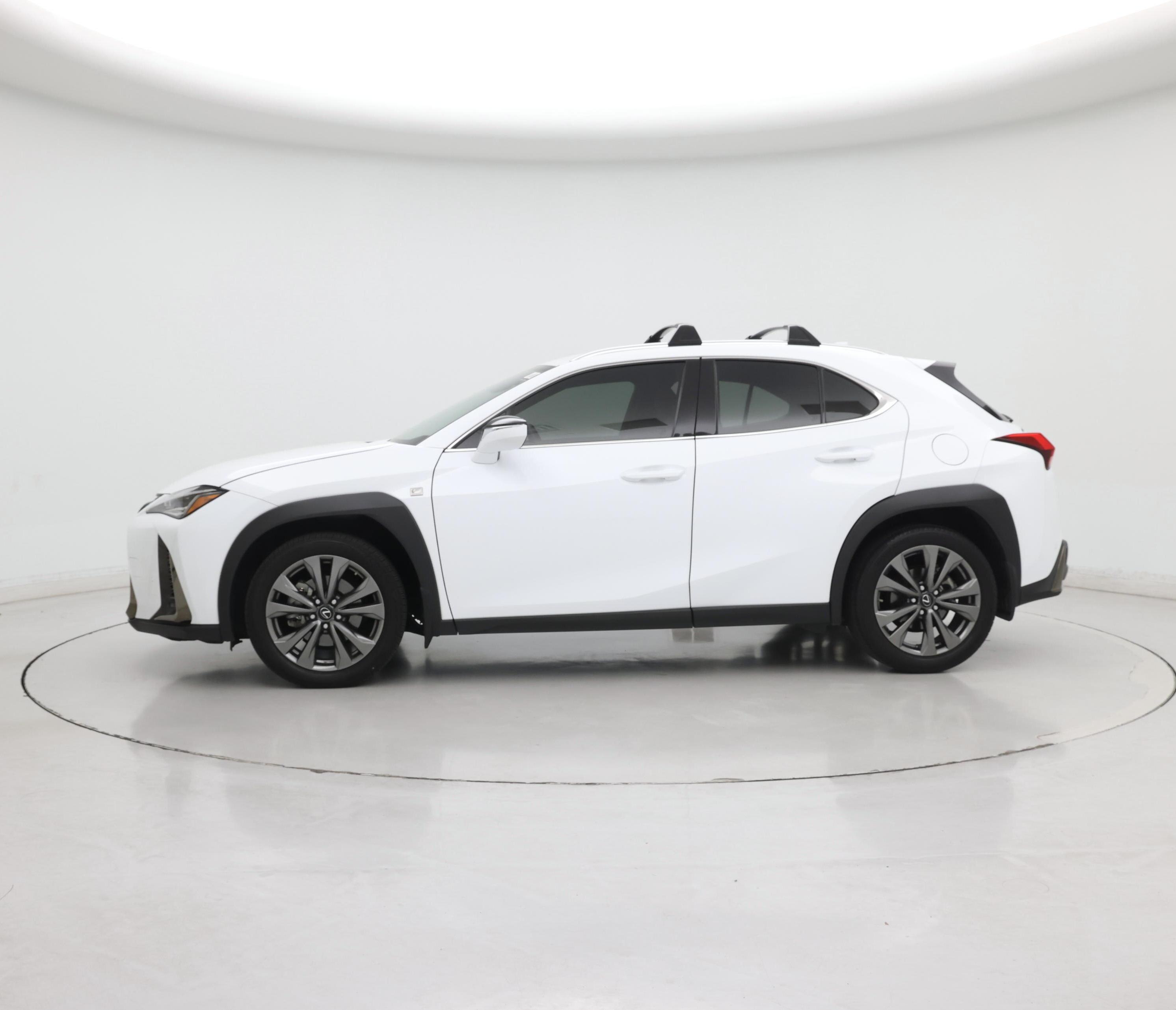 Thumbnail: 2019 Lexus UX - 3