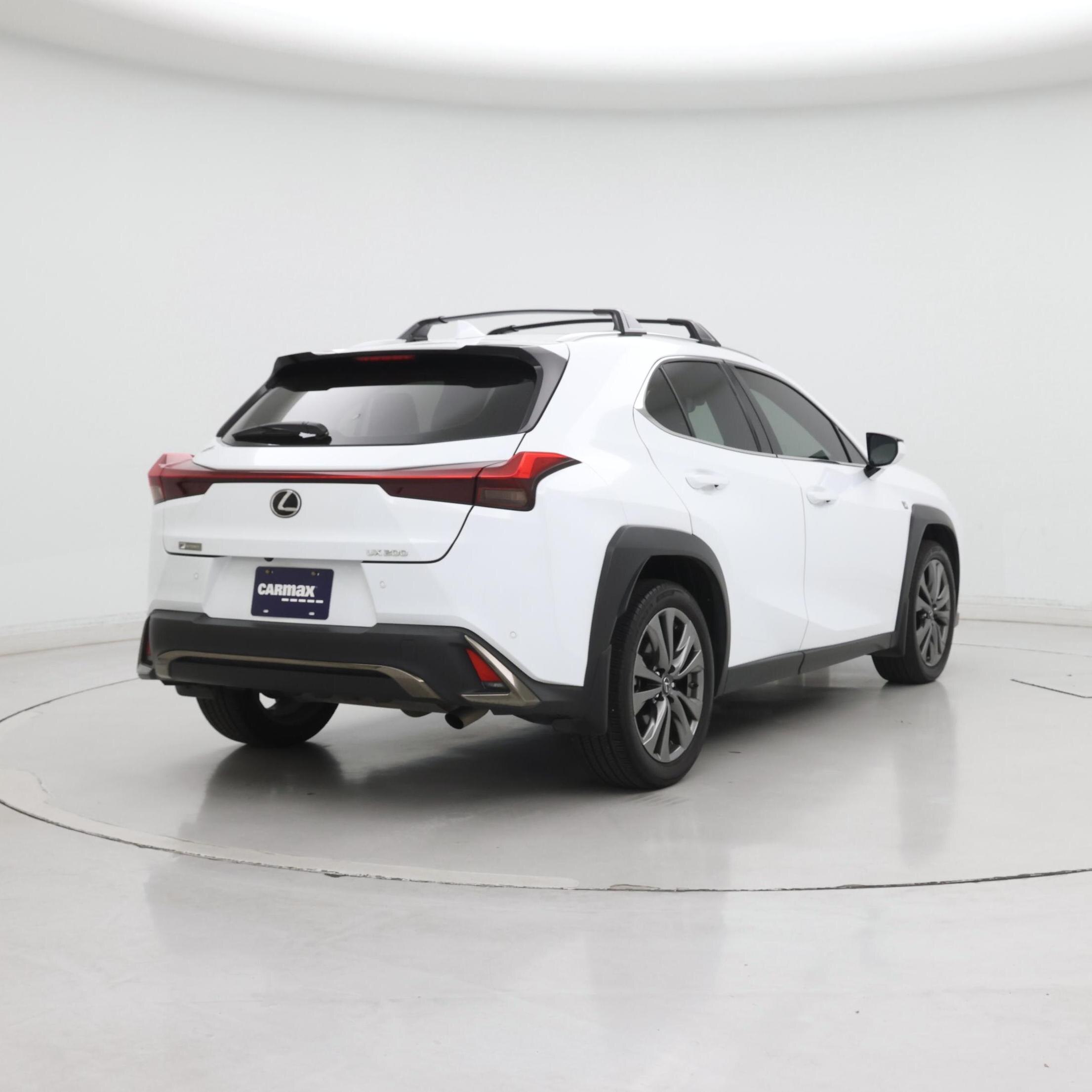 Thumbnail: 2019 Lexus UX - 8