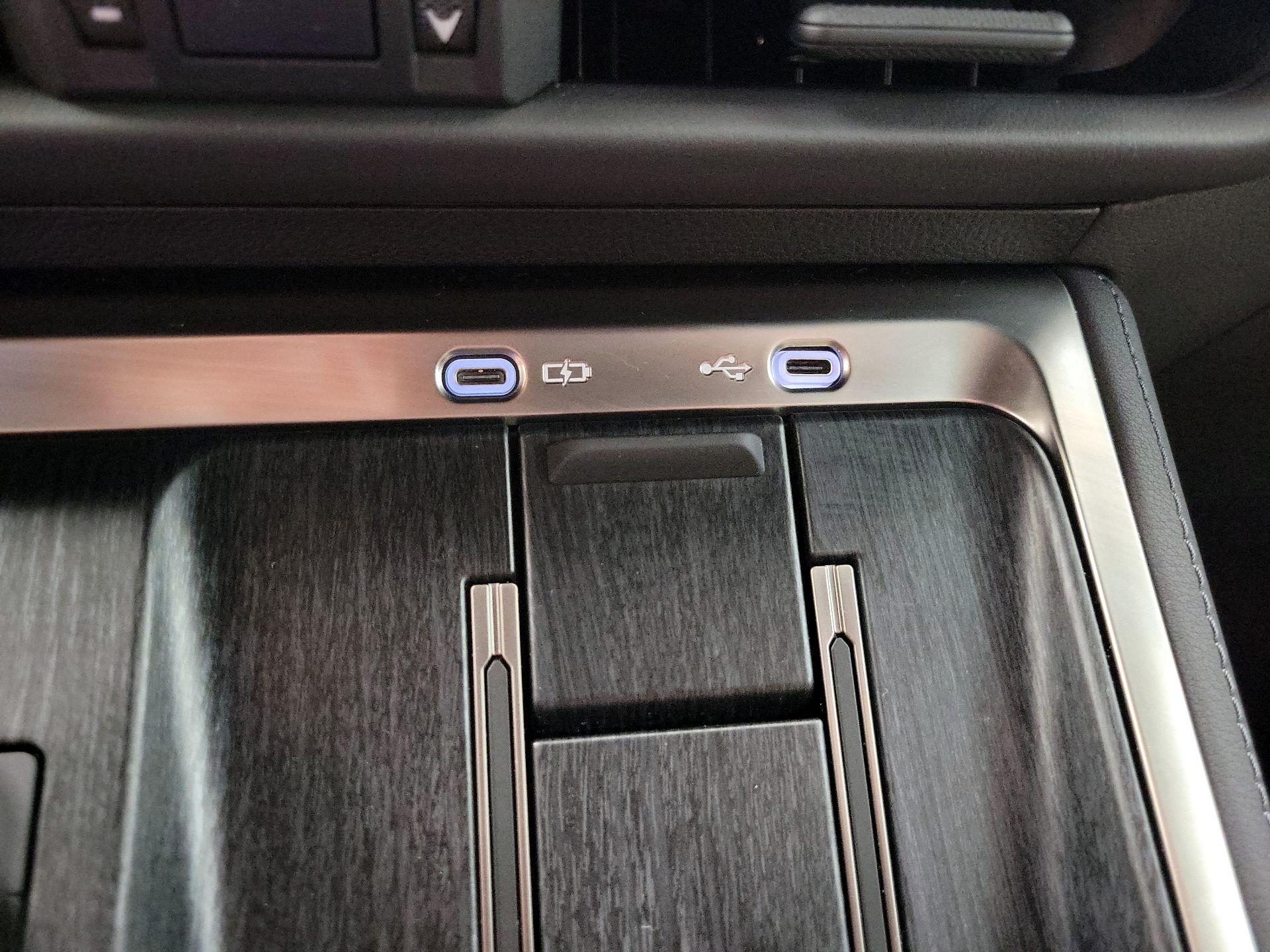 Thumbnail: 2025 Lexus GX - 18