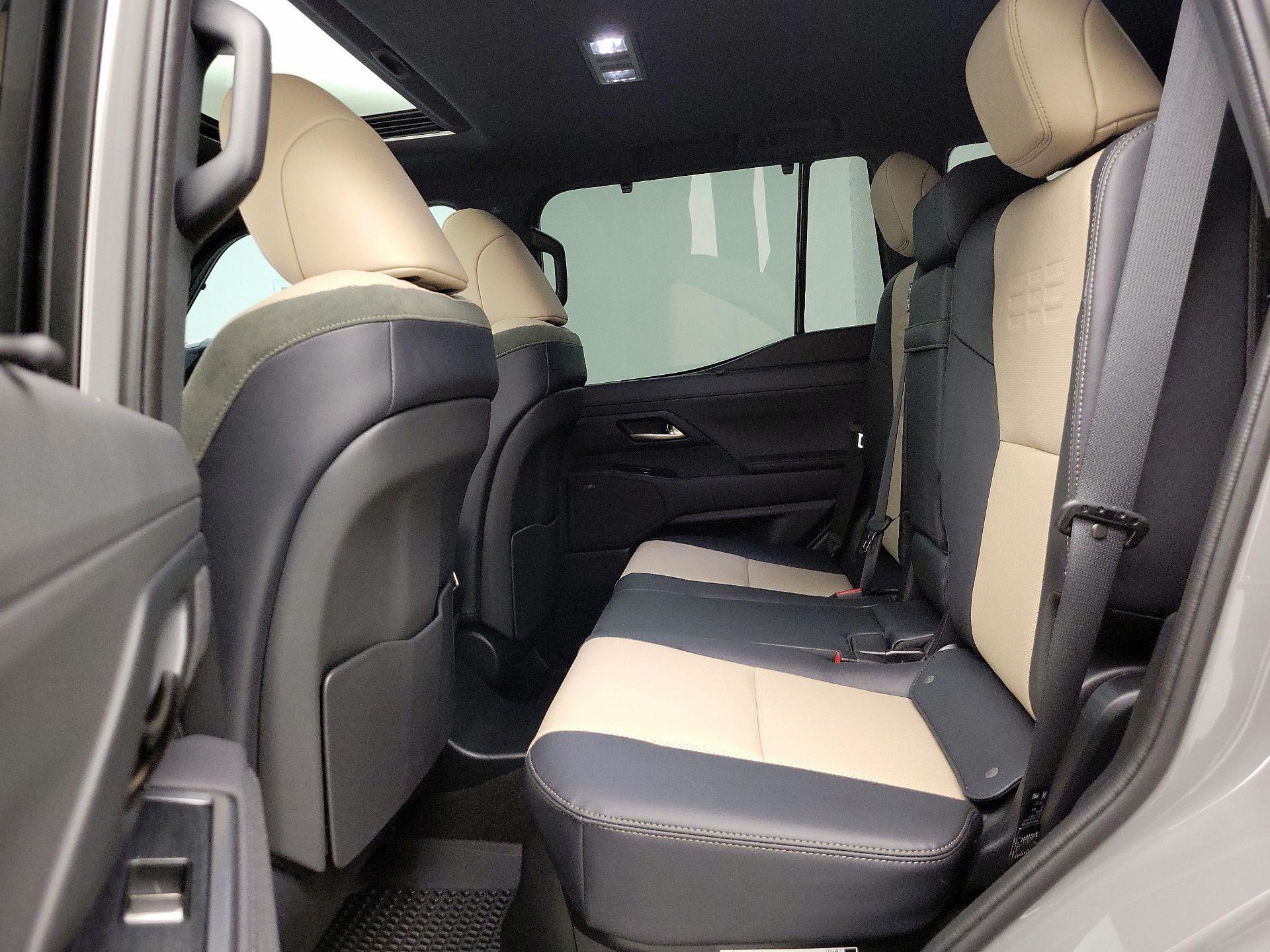 Thumbnail: 2025 Lexus GX - 20