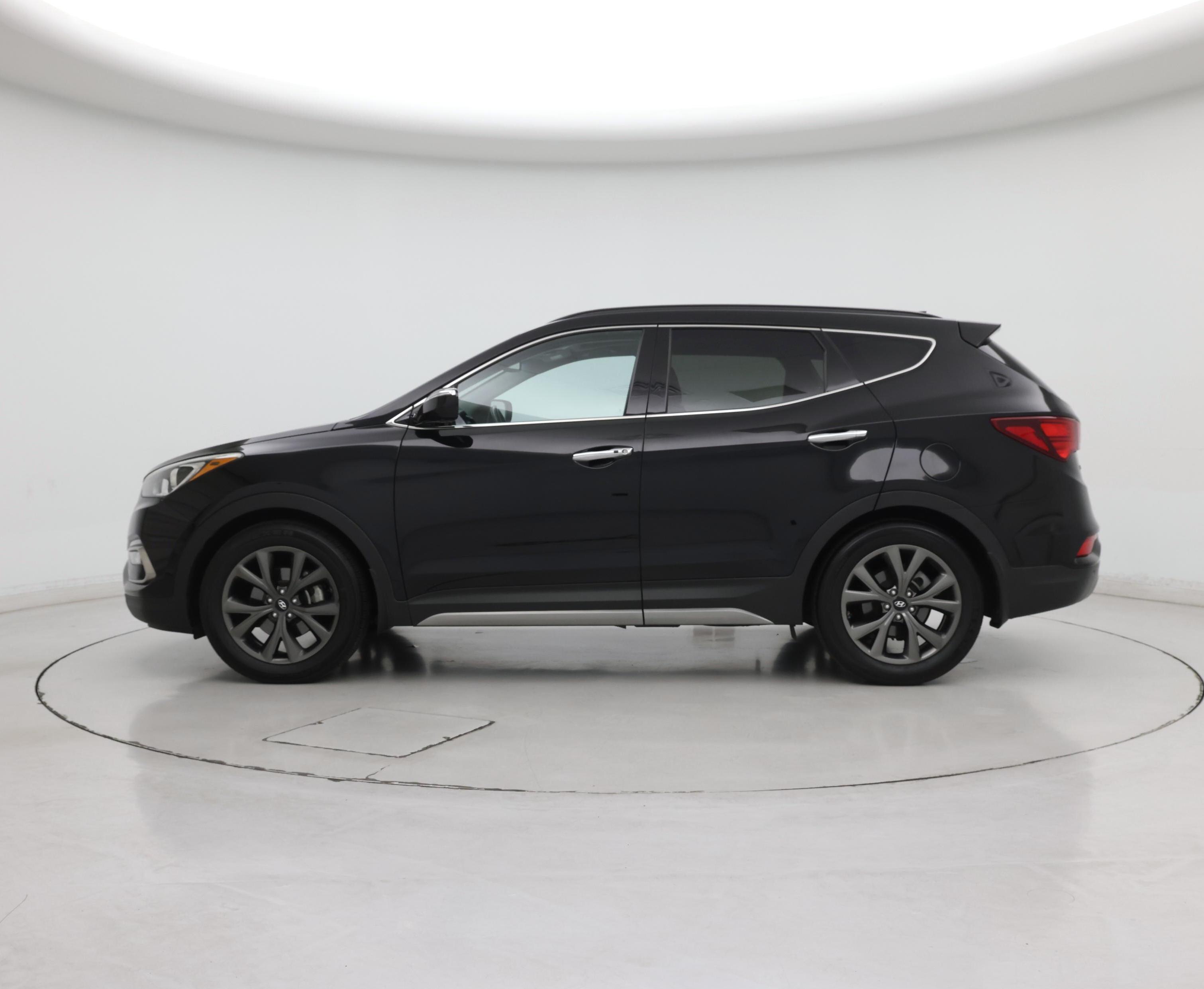 Thumbnail: 2017 Hyundai Santa Fe - 3