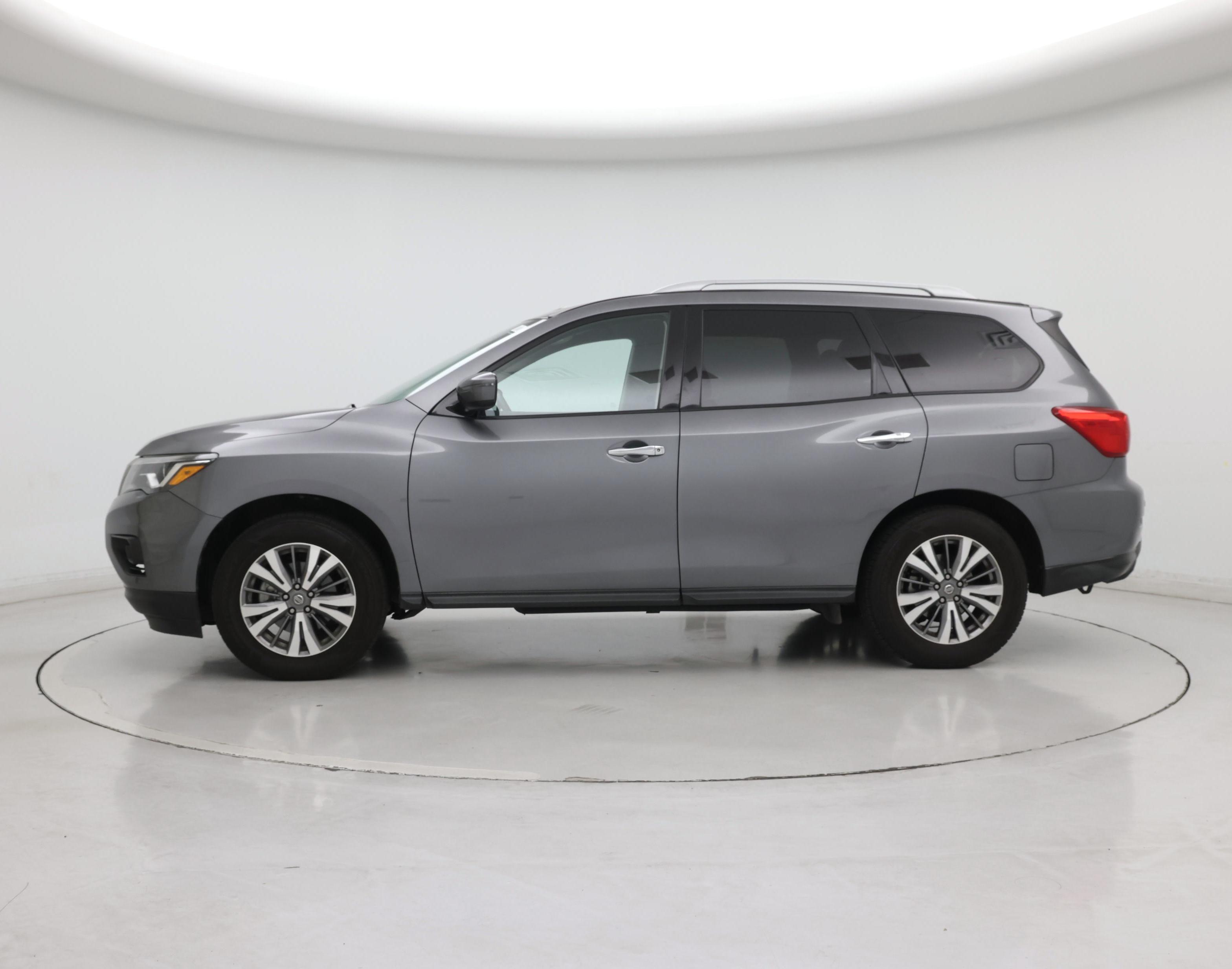 Thumbnail: 2020 Nissan Pathfinder - 3