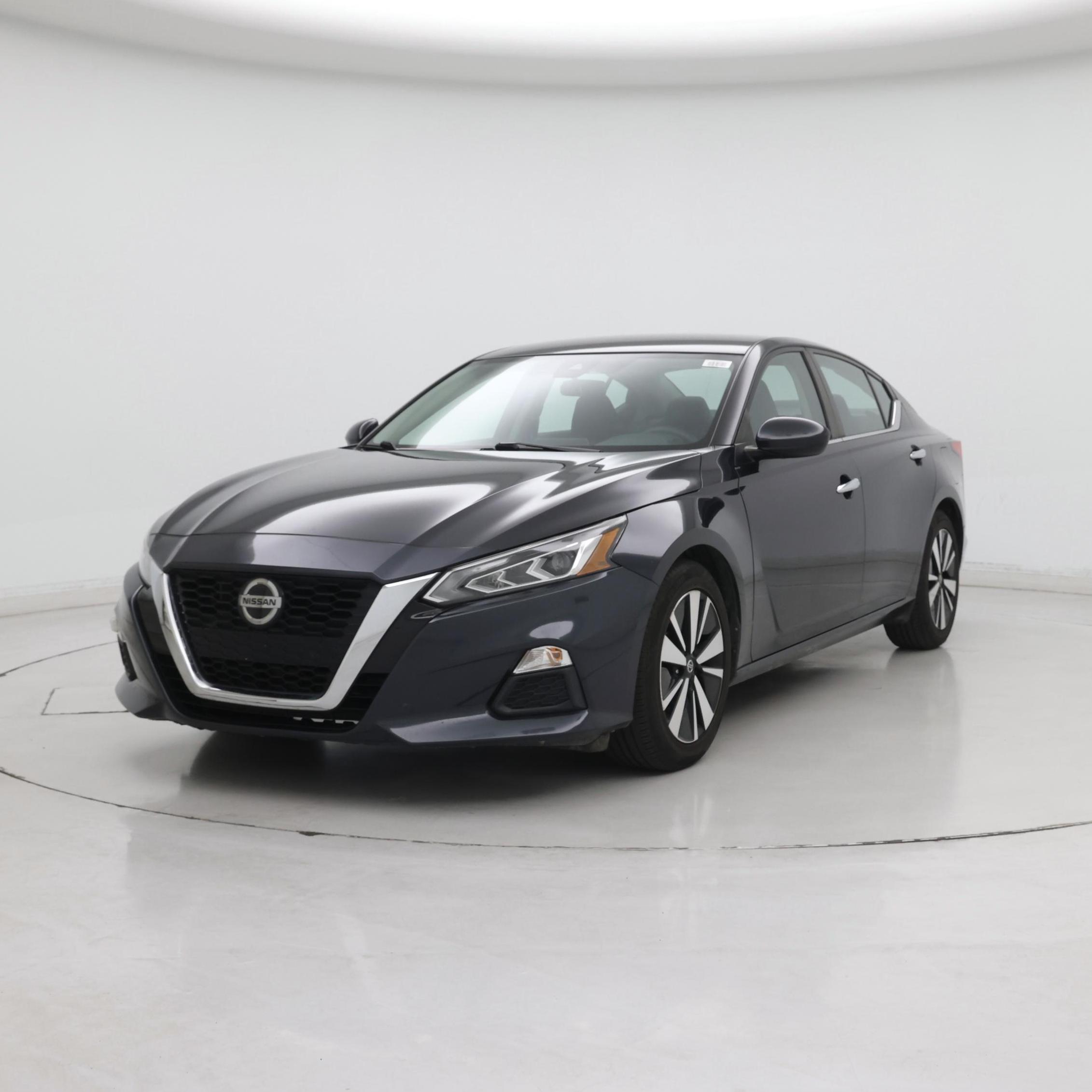 Thumbnail: 2022 Nissan Altima - 4