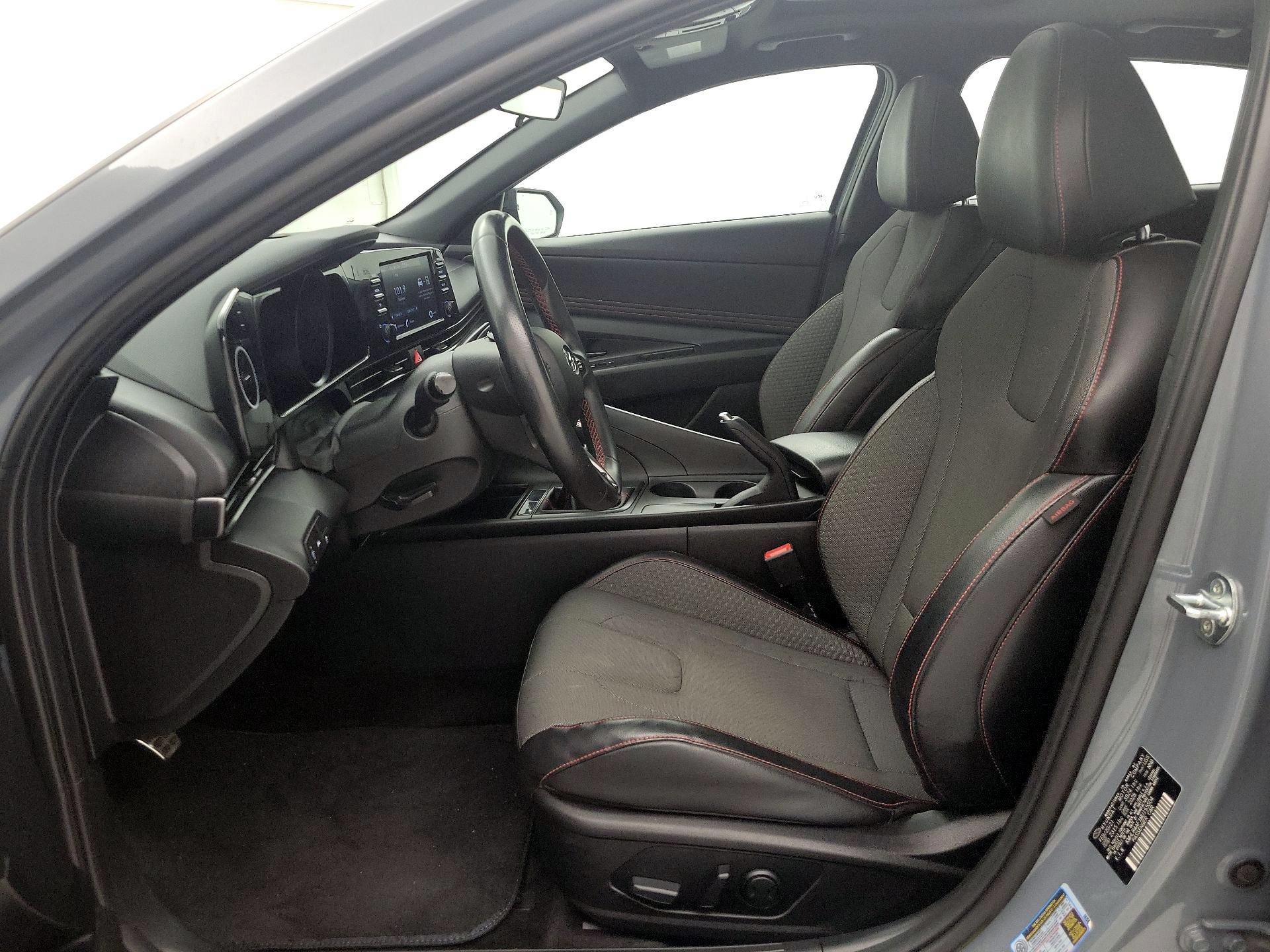 Thumbnail: 2021 Hyundai Elantra - 11