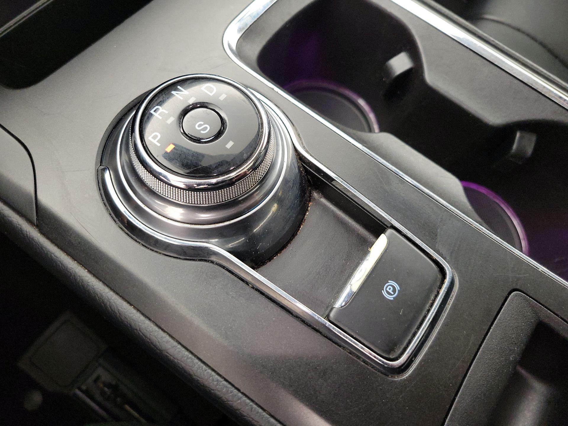 Thumbnail: 2019 Ford Fusion - 18