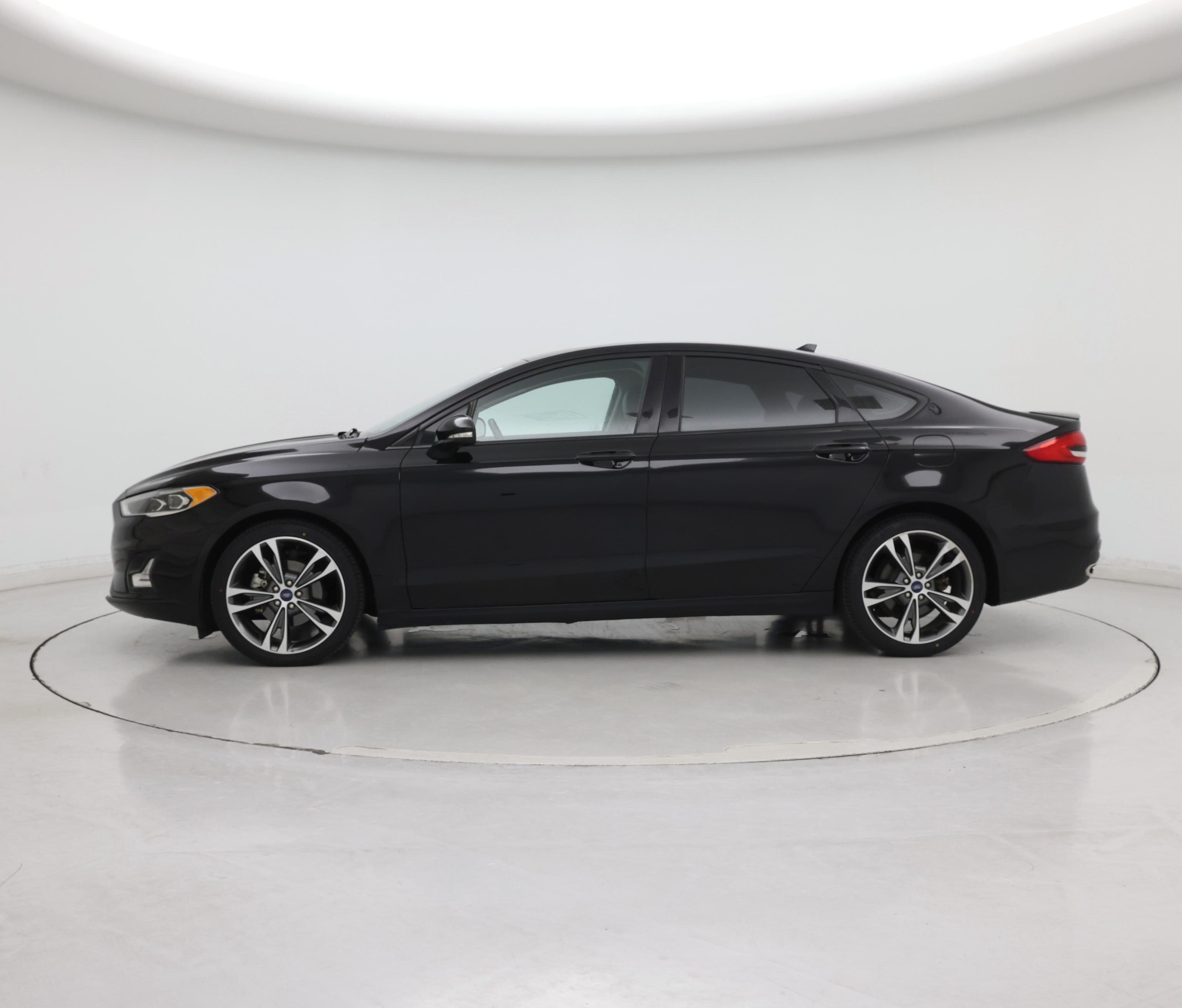 Thumbnail: 2019 Ford Fusion - 3