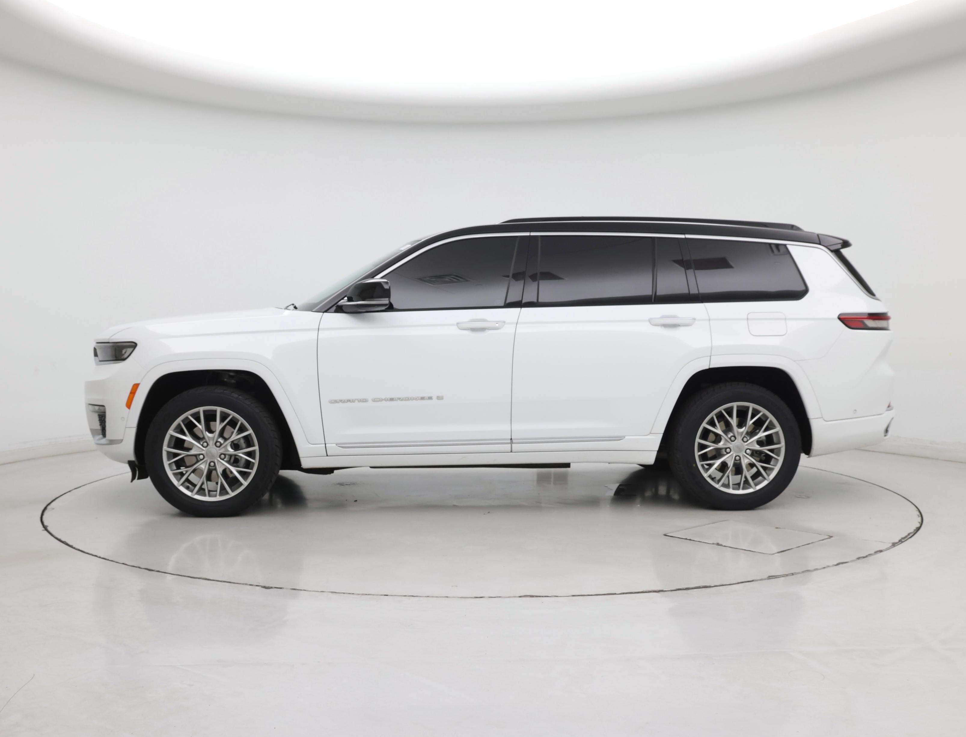 Thumbnail: 2024 Jeep Grand Cherokee L - 3