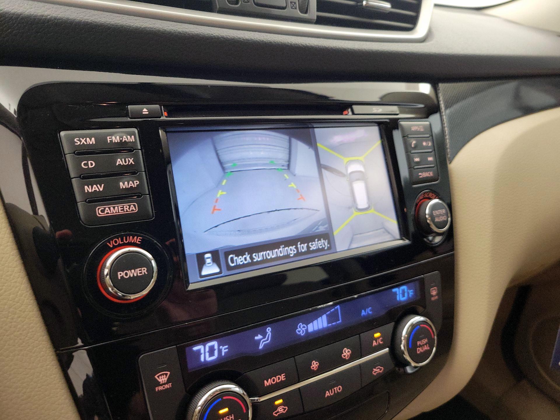 Thumbnail: 2015 Nissan Rogue - 15