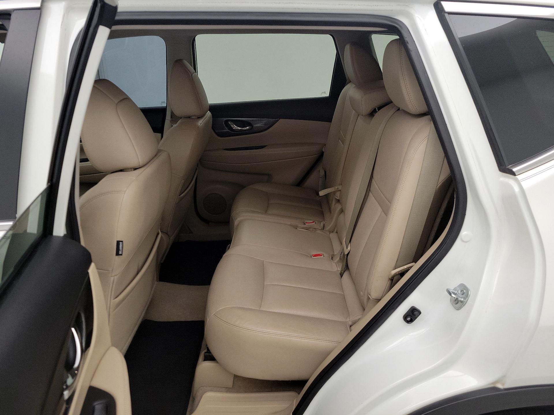 Thumbnail: 2015 Nissan Rogue - 20