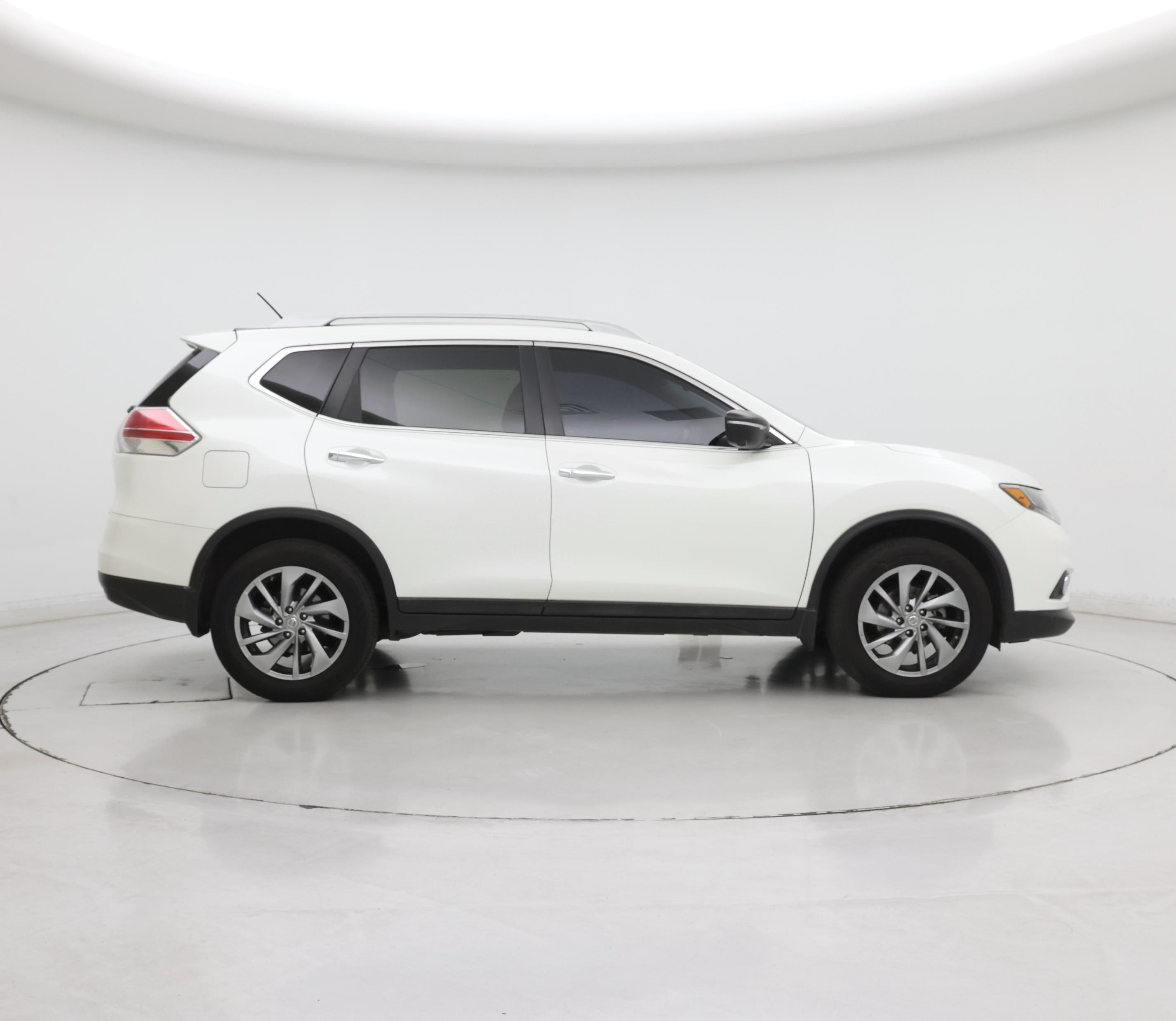 Thumbnail: 2015 Nissan Rogue - 7