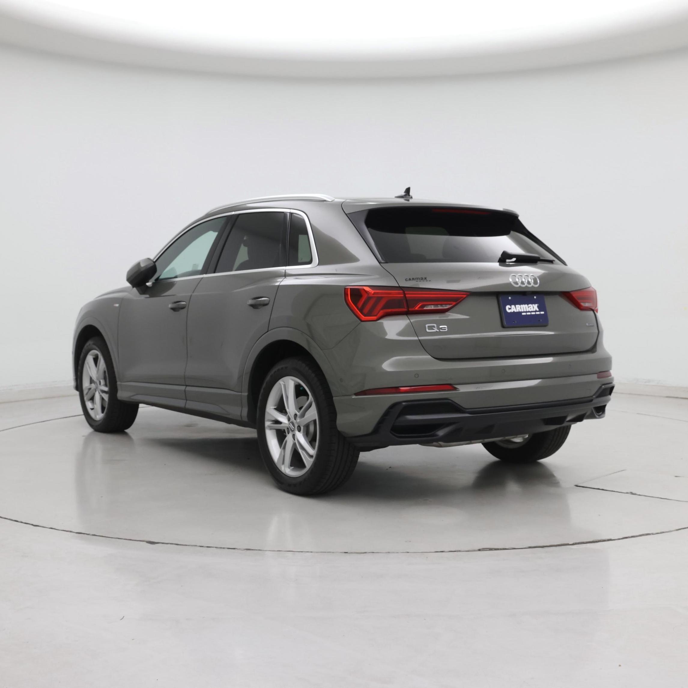 Thumbnail: 2020 Audi Q3 - 2