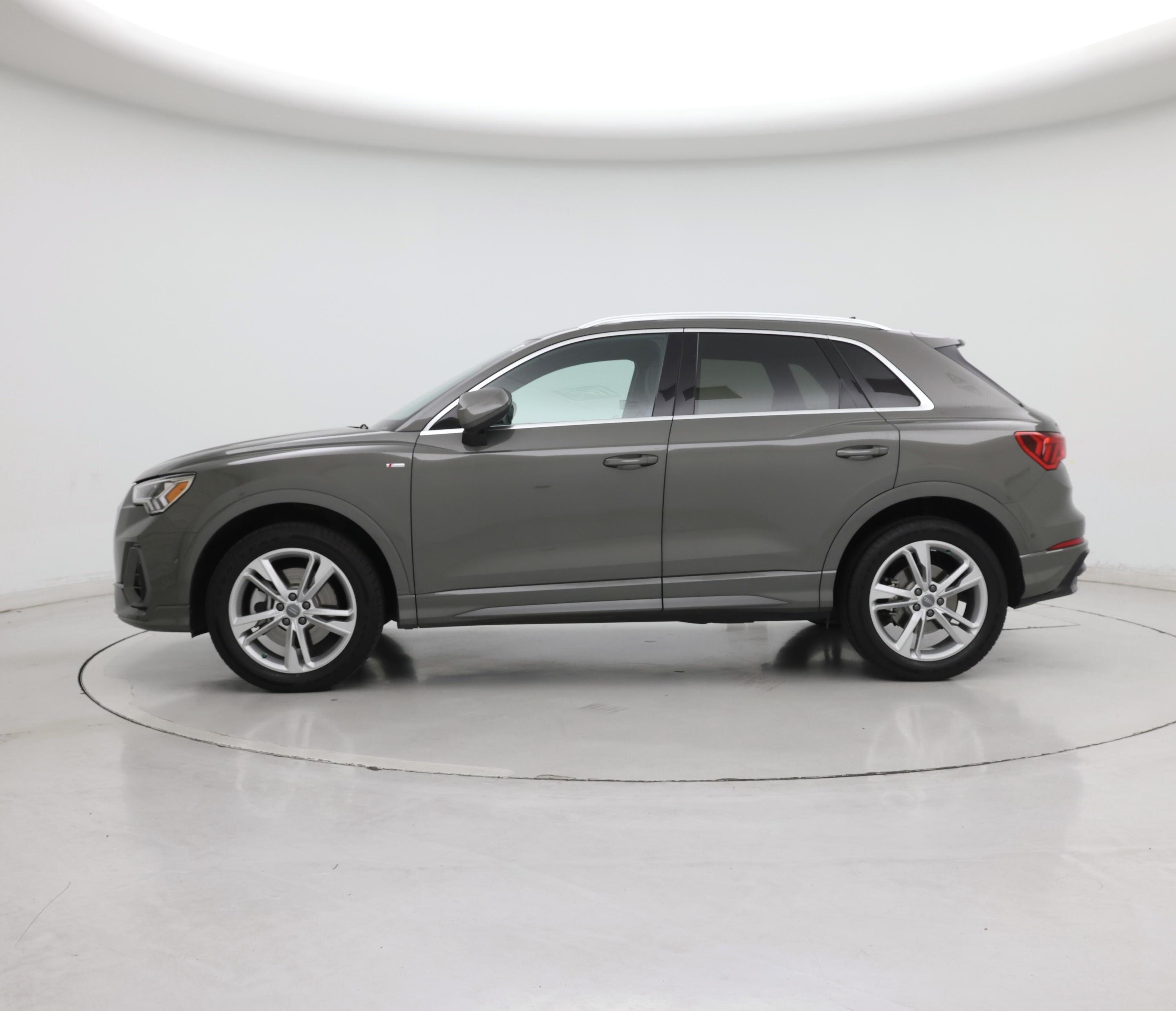 Thumbnail: 2020 Audi Q3 - 3