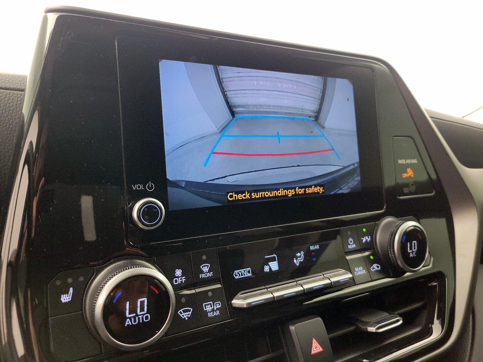 Thumbnail: 2023 Toyota Highlander - 14