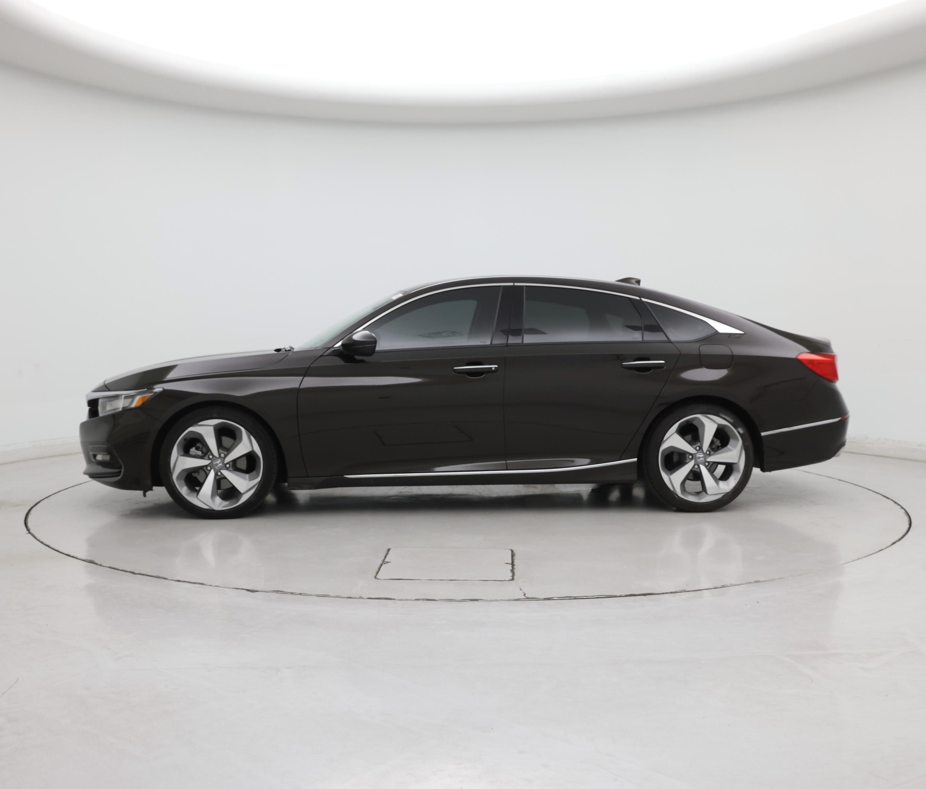 Thumbnail: 2018 Honda Accord - 3