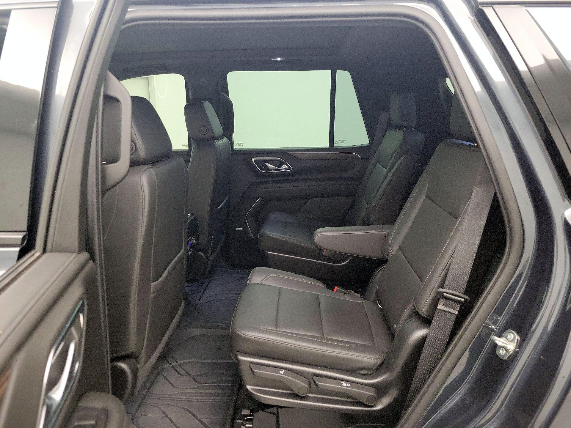 Thumbnail: 2022 Chevrolet Tahoe - 20