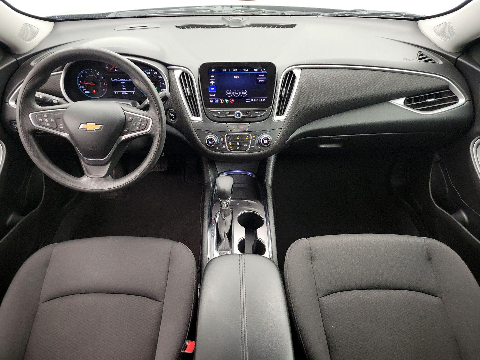 Thumbnail: 2023 Chevrolet Malibu - 9