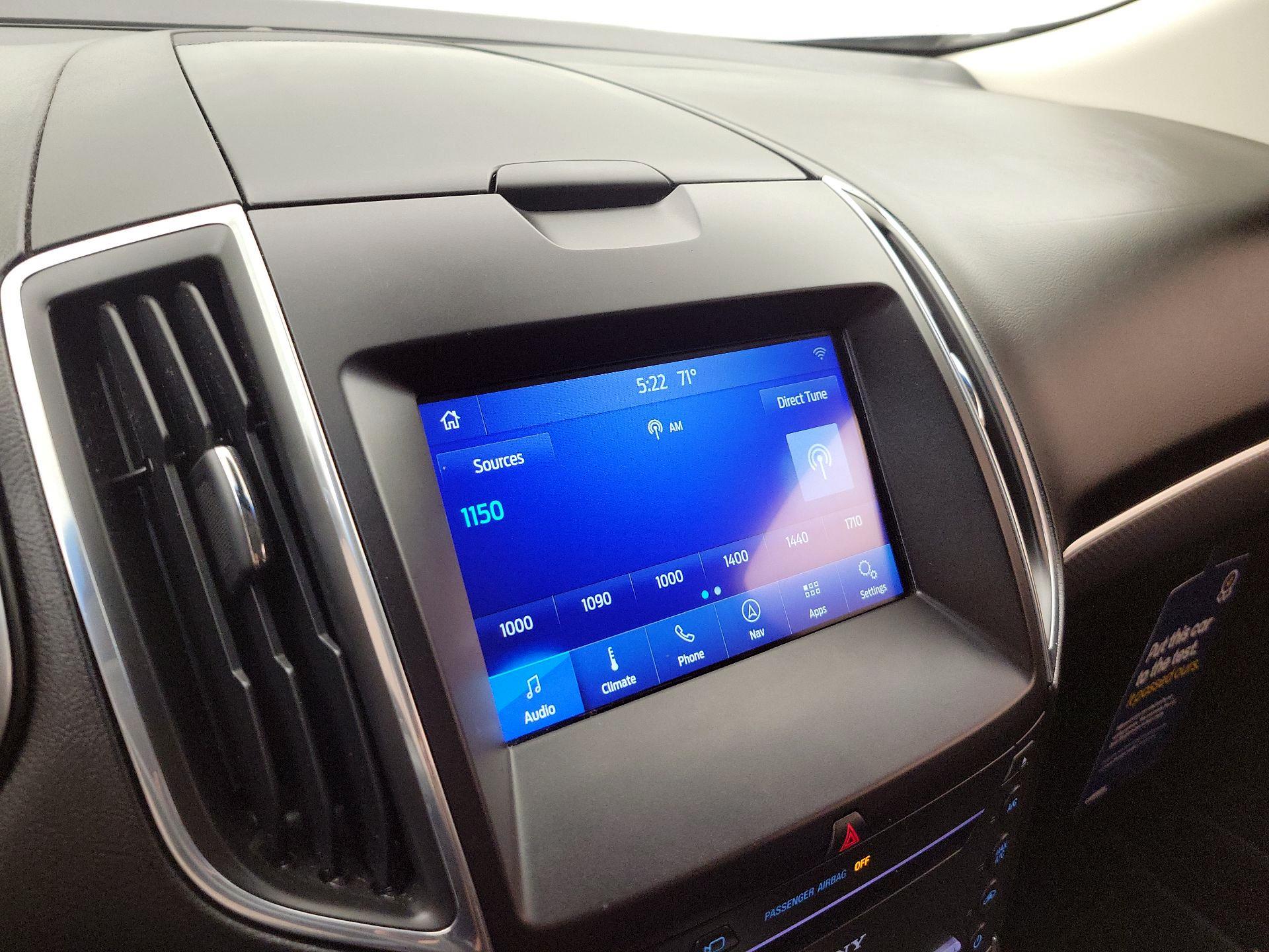 Thumbnail: 2018 Ford Edge - 16
