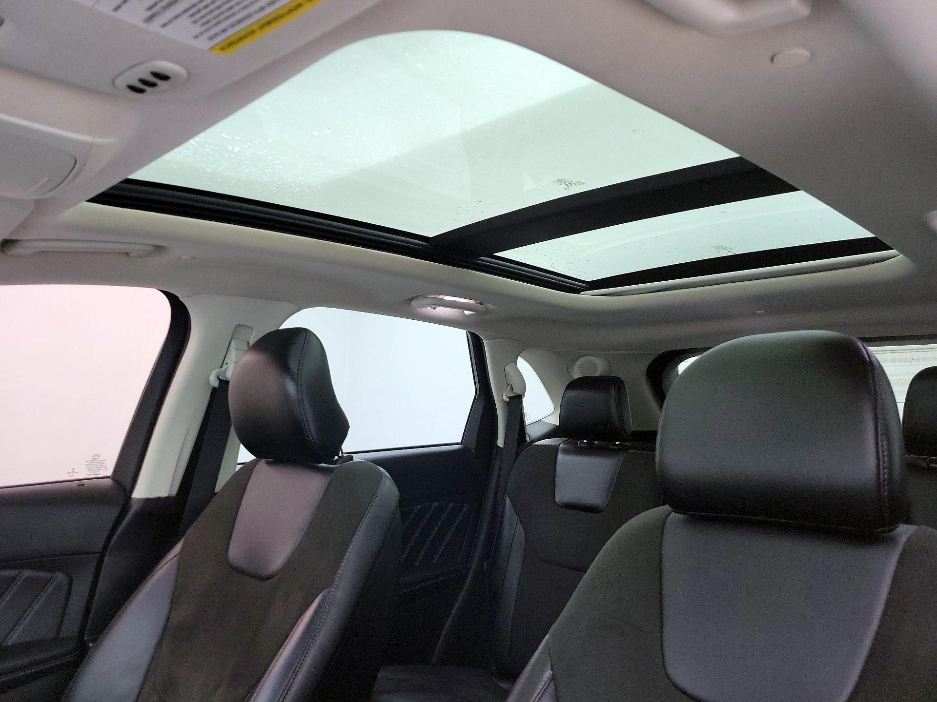 Thumbnail: 2018 Ford Edge - 20
