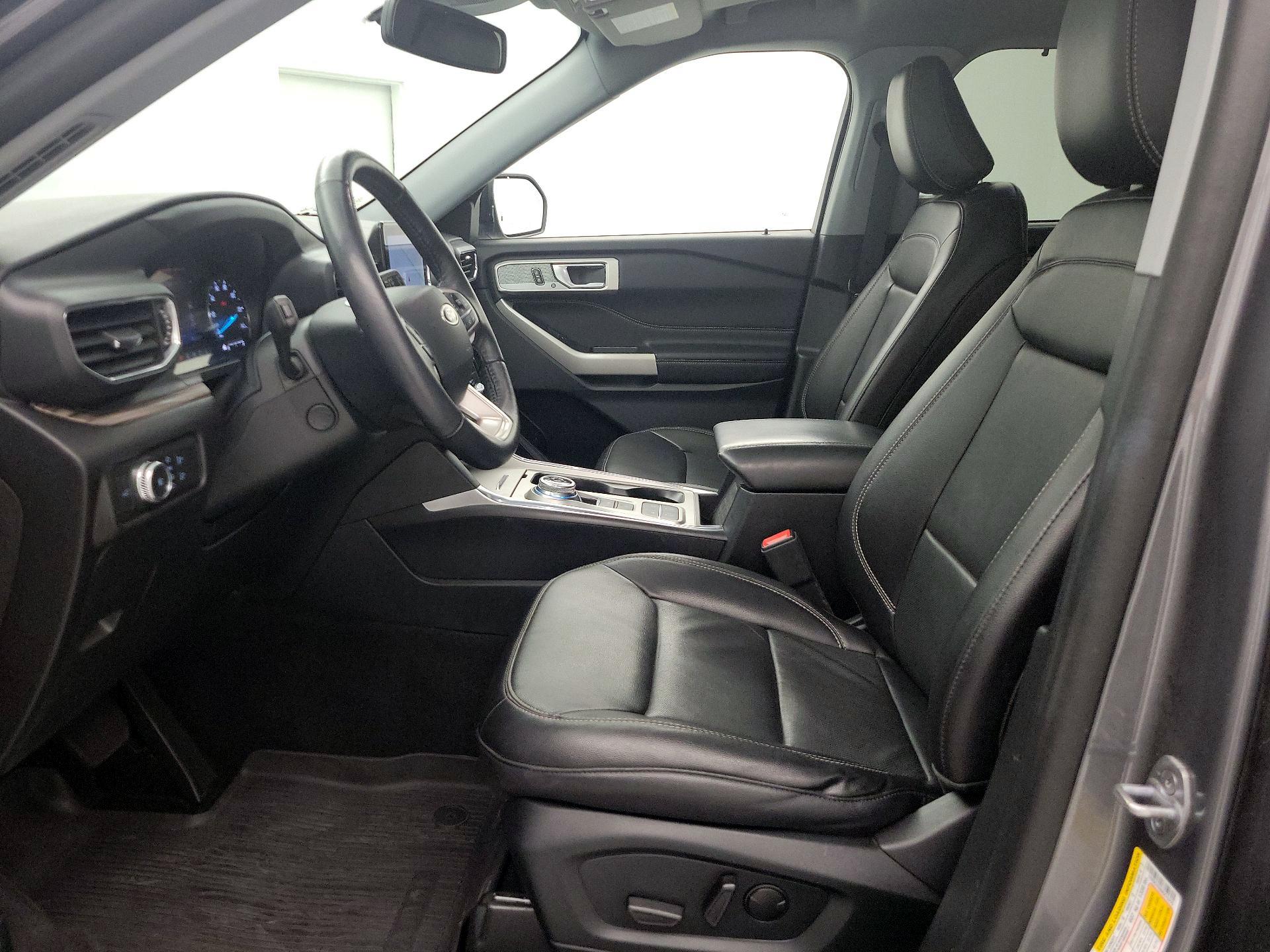 Thumbnail: 2021 Ford Explorer - 11