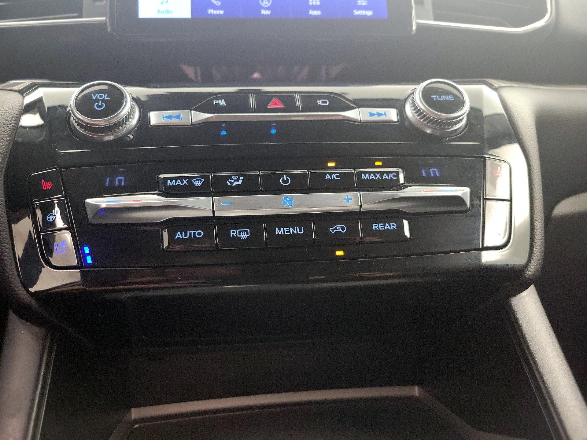 Thumbnail: 2021 Ford Explorer - 17