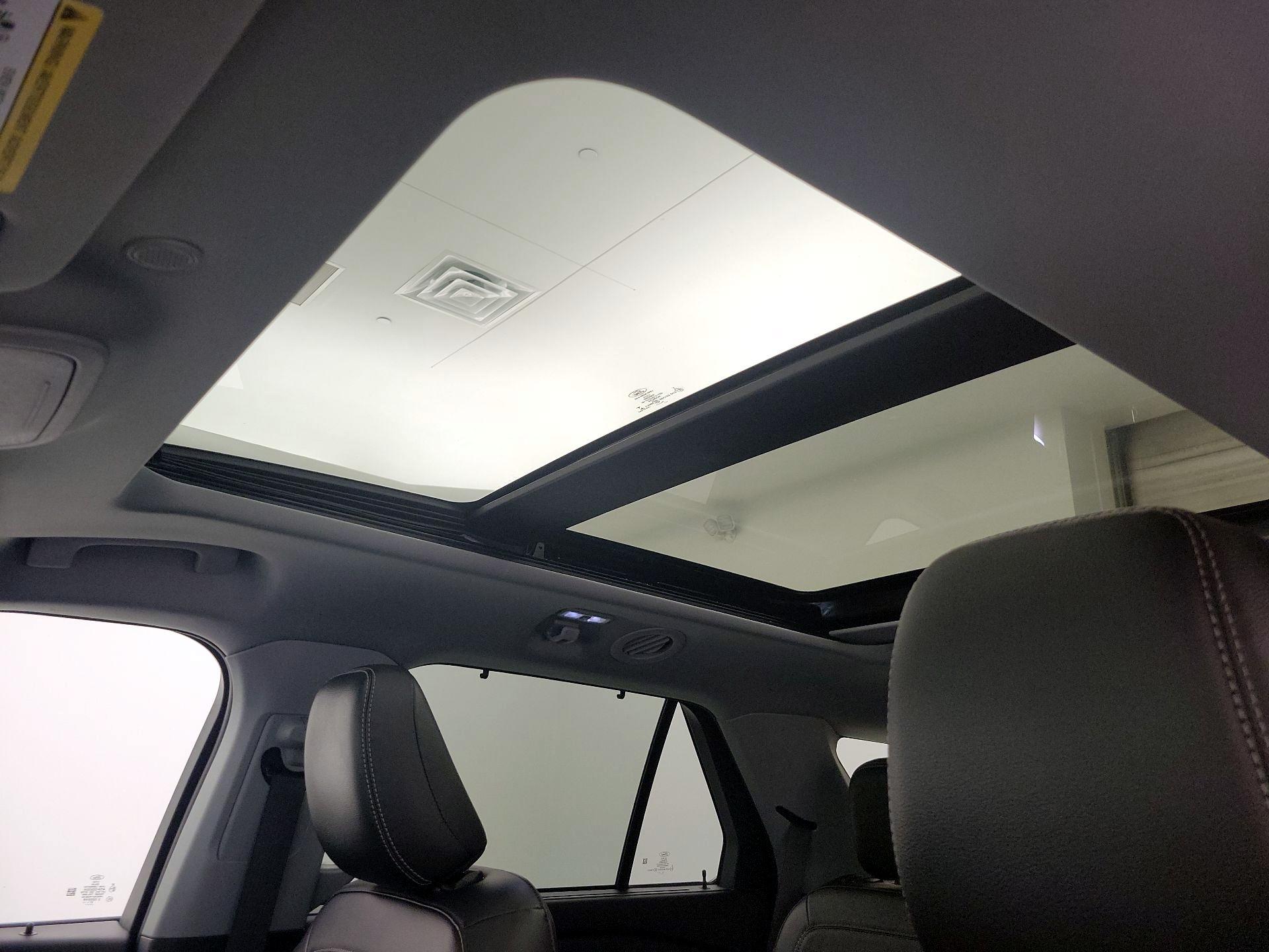 Thumbnail: 2021 Ford Explorer - 20