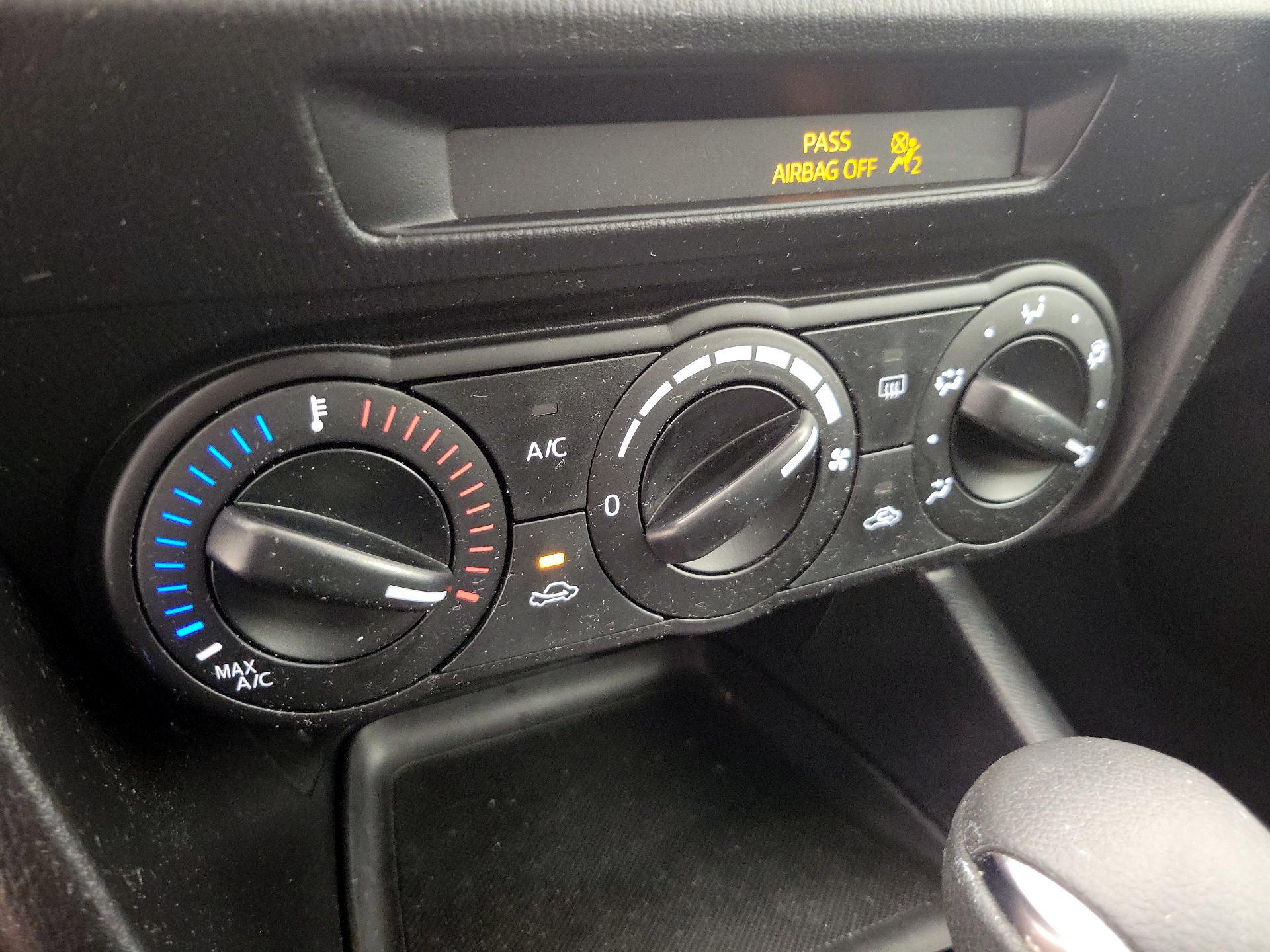 Thumbnail: 2015 Mazda Mazda3 - 15