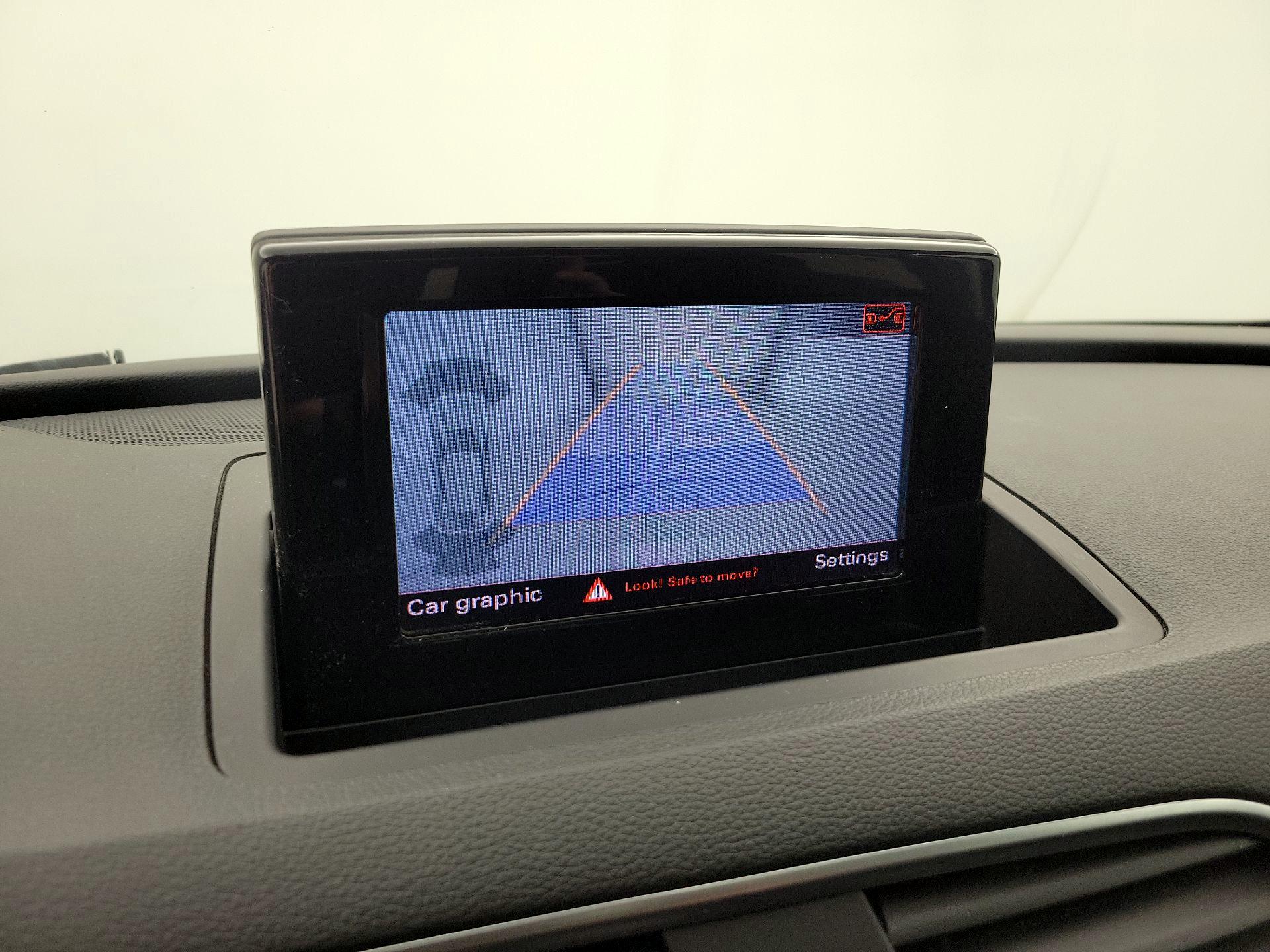 Thumbnail: 2016 Audi Q3 - 14