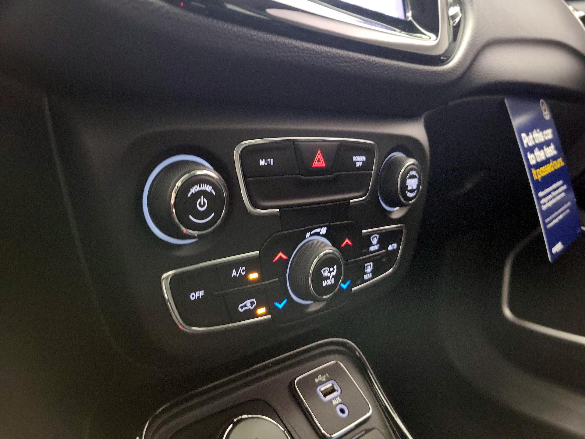 Thumbnail: 2019 Jeep Compass - 16