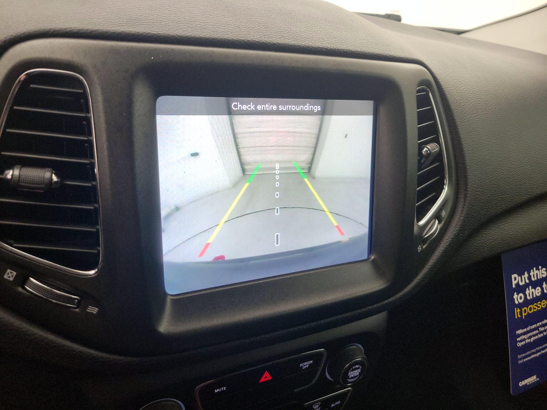 Thumbnail: 2019 Jeep Compass - 14