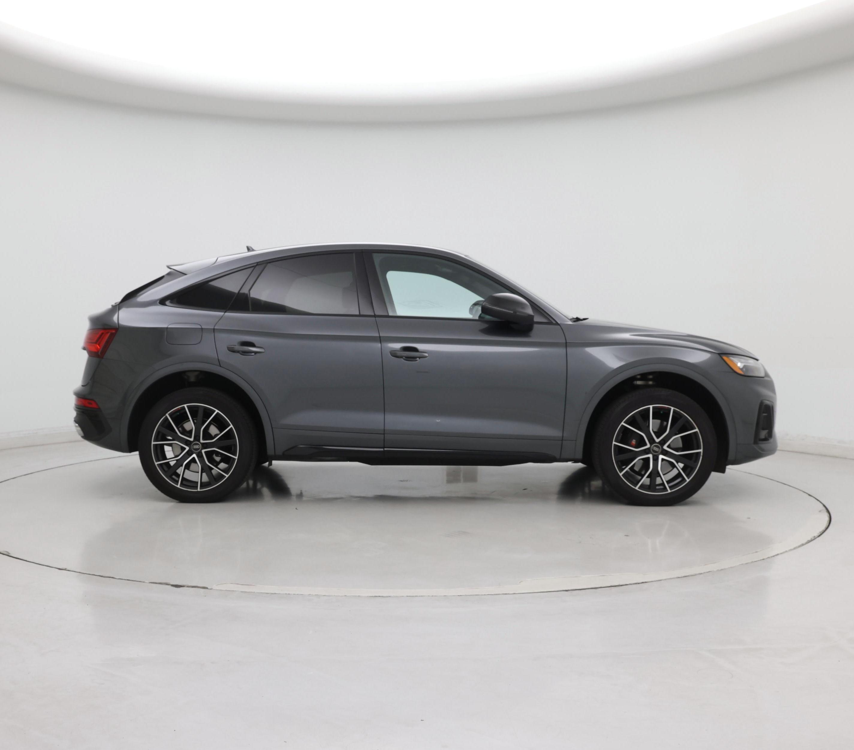 Thumbnail: 2023 Audi SQ5 - 7