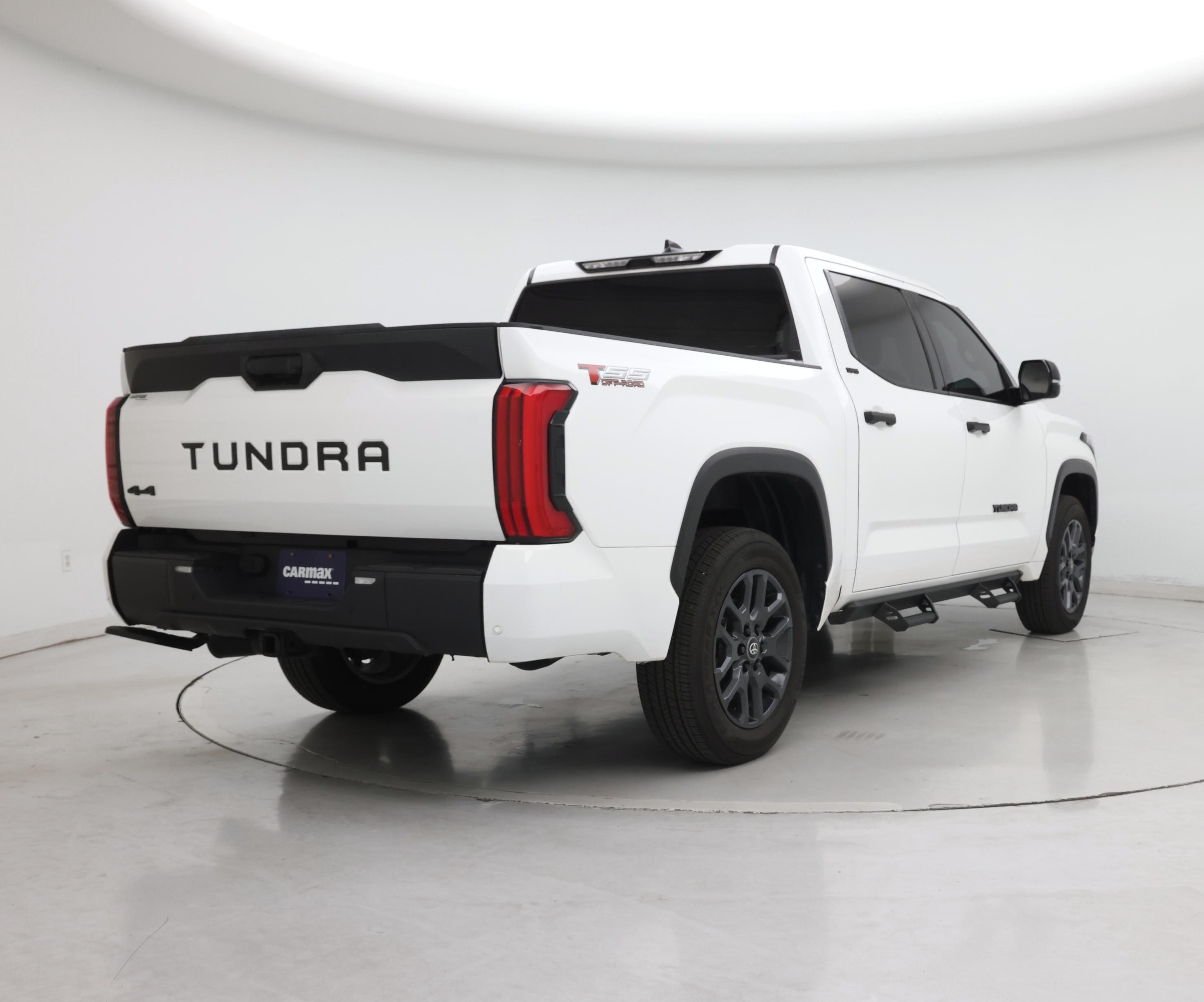 Thumbnail: 2023 Toyota Tundra - 8