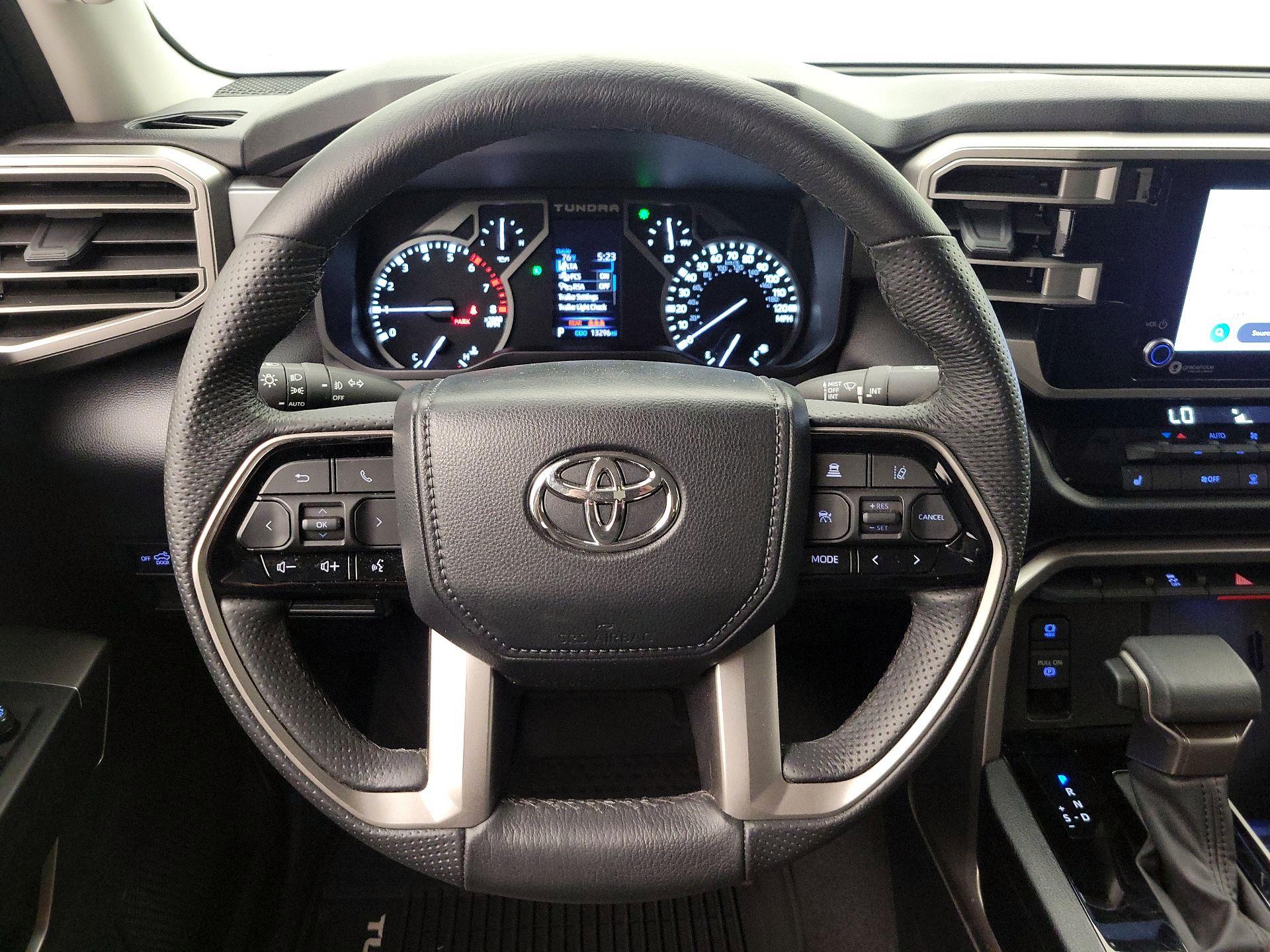 Thumbnail: 2024 Toyota Tundra - 10
