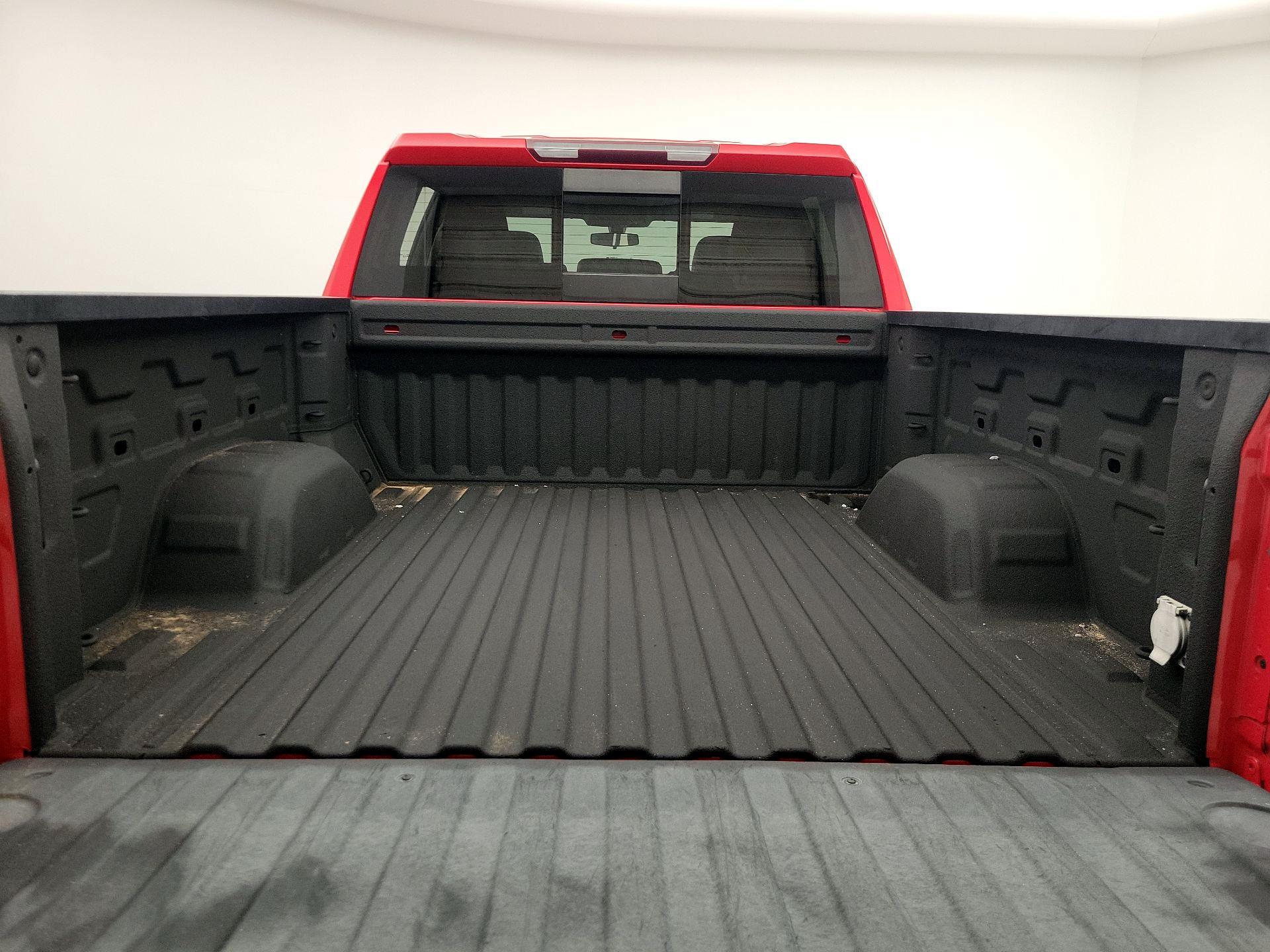 Thumbnail: 2020 Chevrolet Silverado 1500 - 20