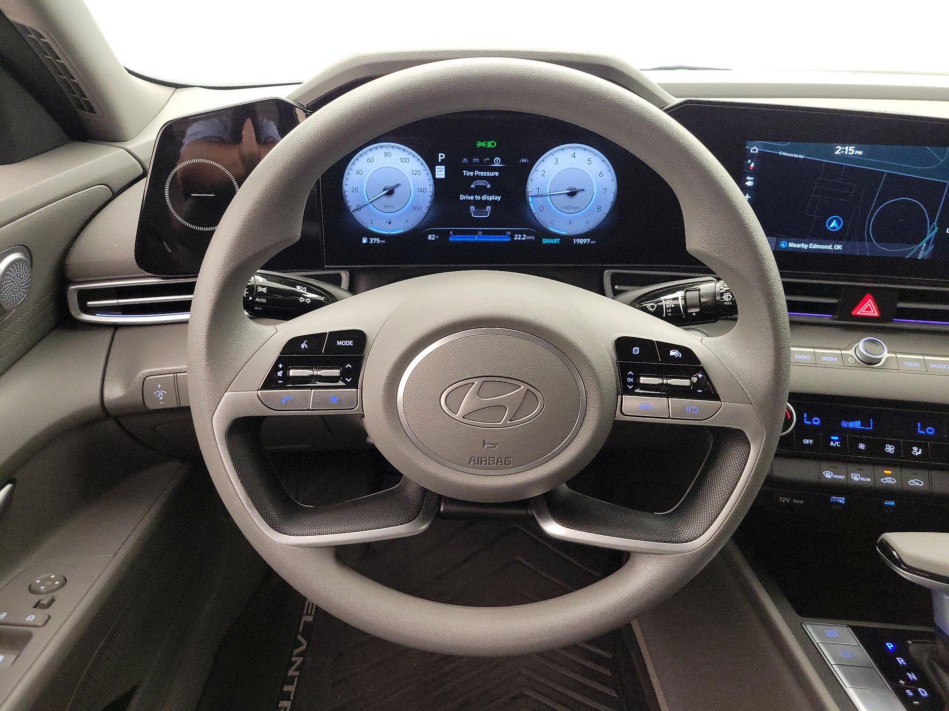 Thumbnail: 2024 Hyundai Elantra - 10
