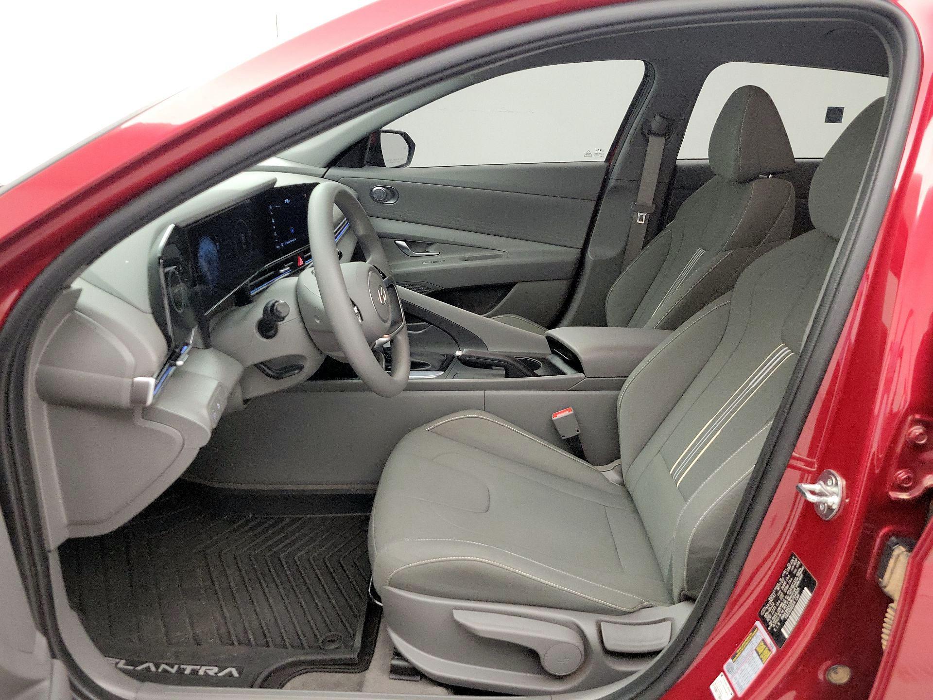Thumbnail: 2024 Hyundai Elantra - 11