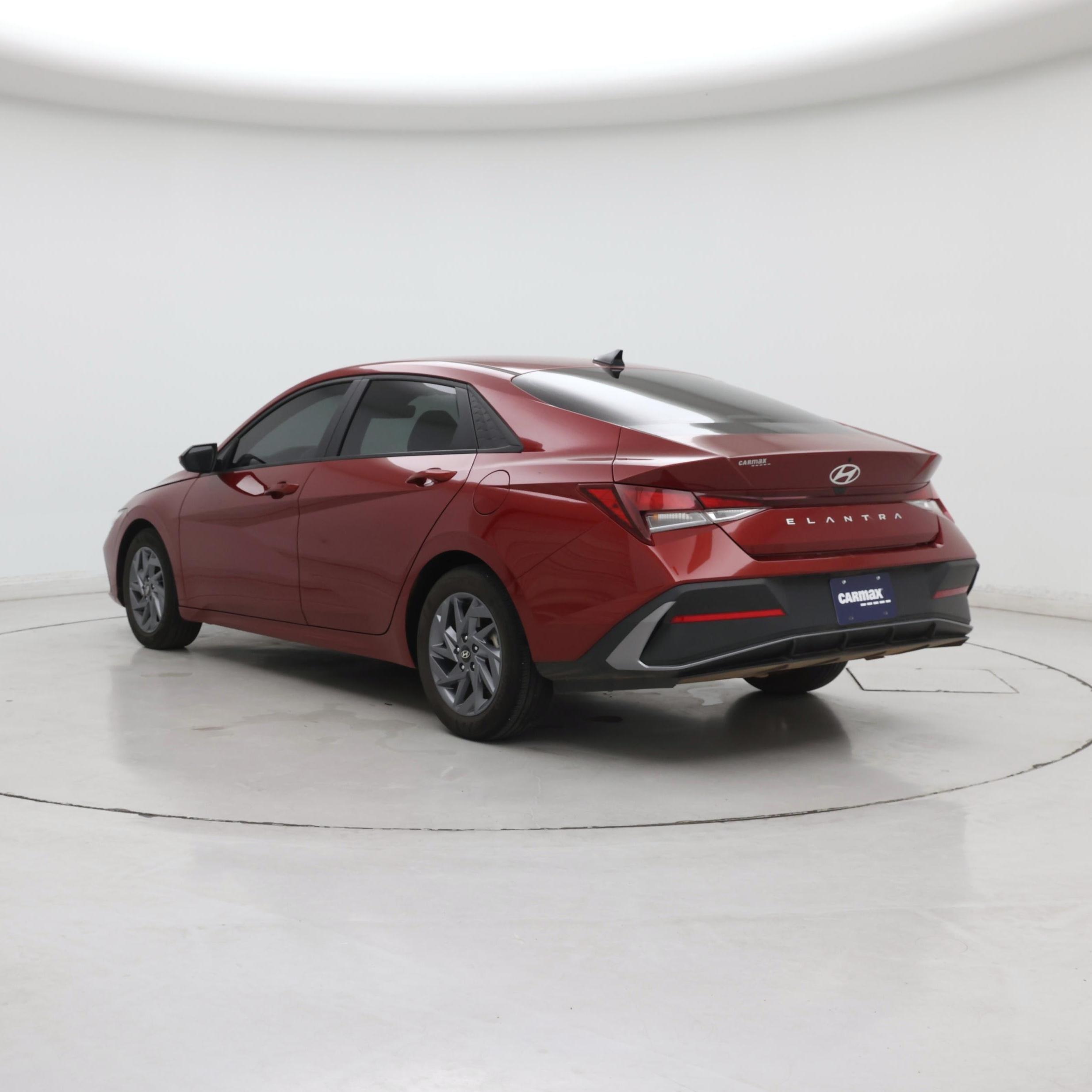 Thumbnail: 2024 Hyundai Elantra - 2