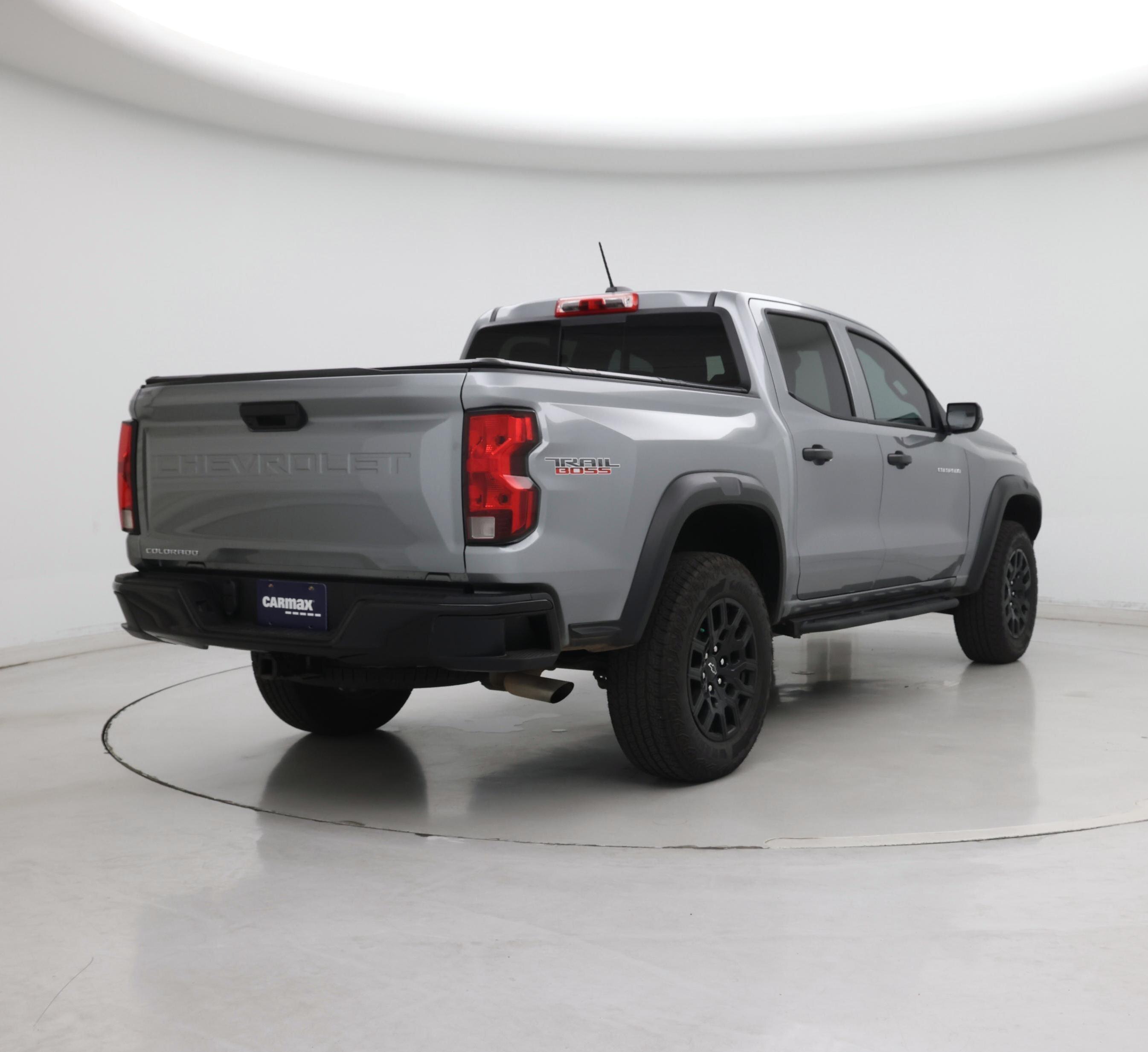 Thumbnail: 2024 Chevrolet Colorado - 8