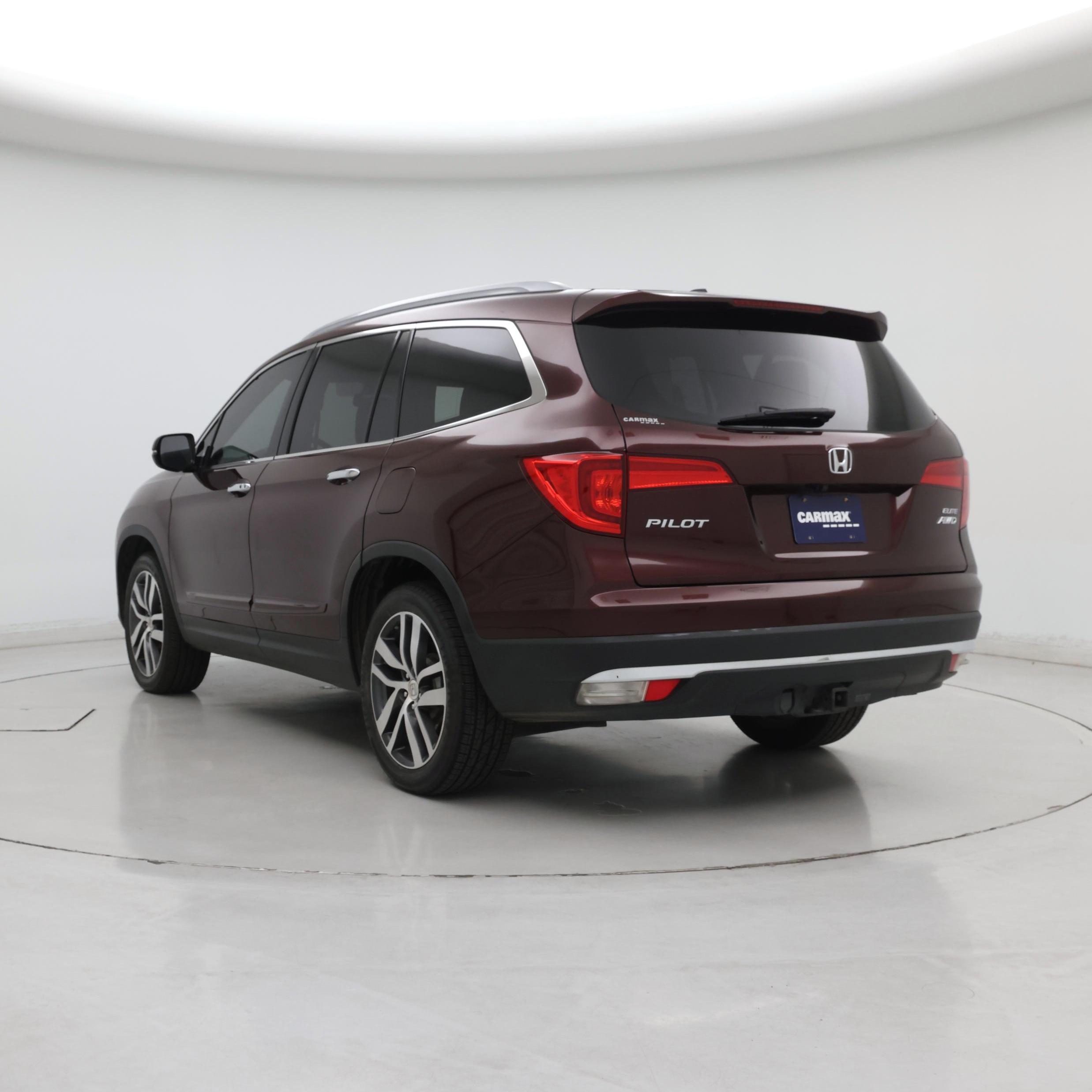 Thumbnail: 2016 Honda Pilot - 2