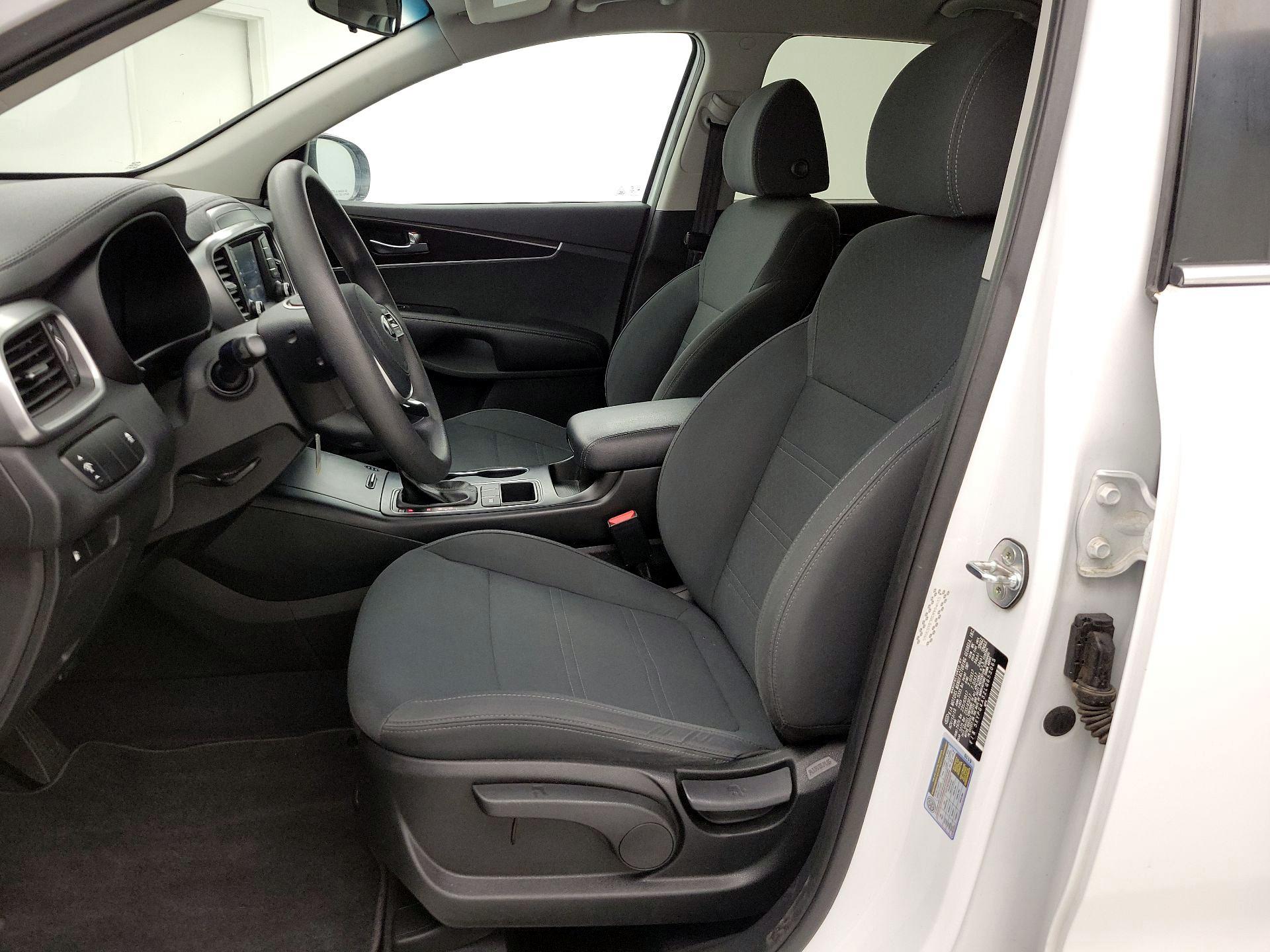 Thumbnail: 2020 Kia Sorento - 11