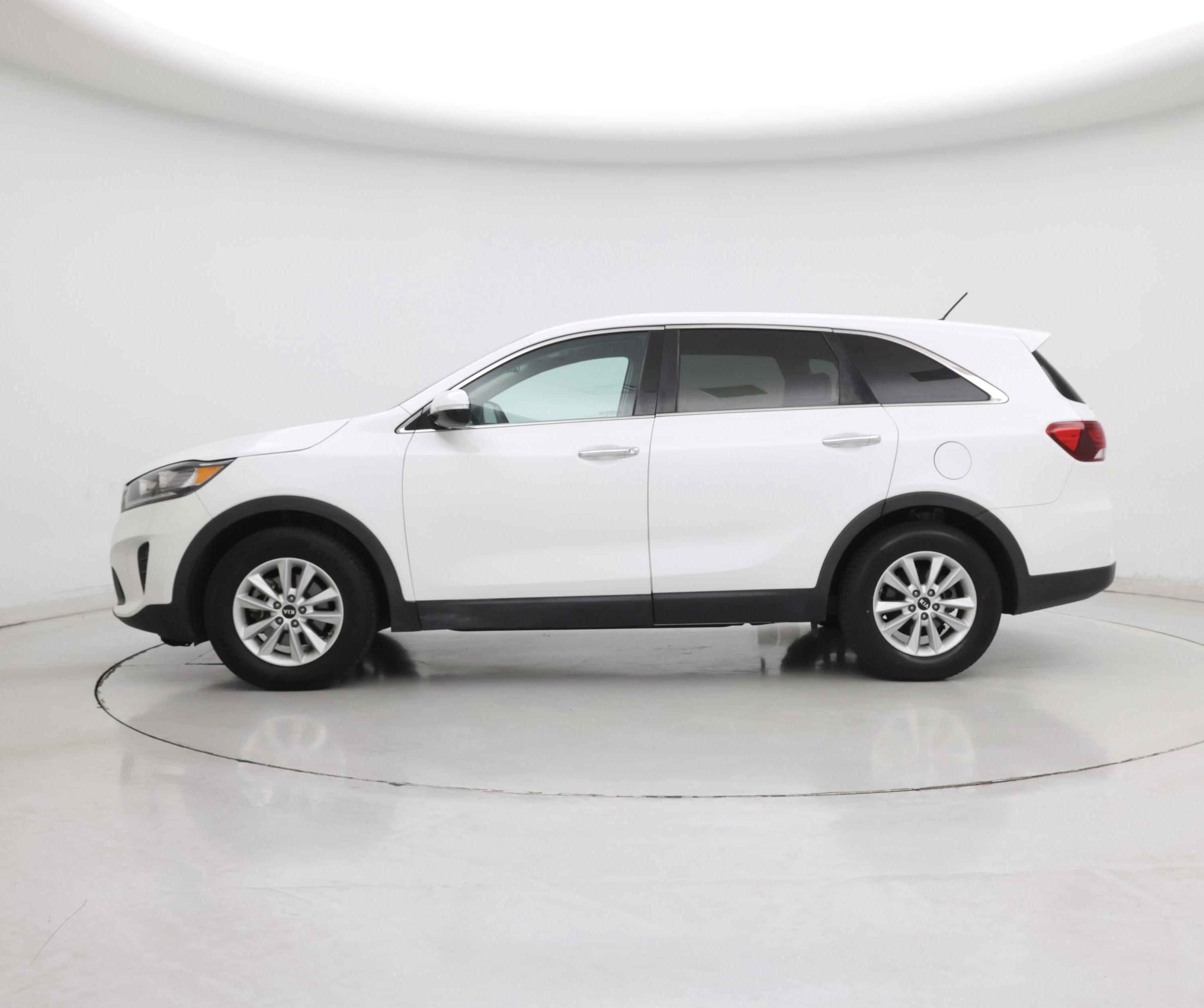 Thumbnail: 2020 Kia Sorento - 3