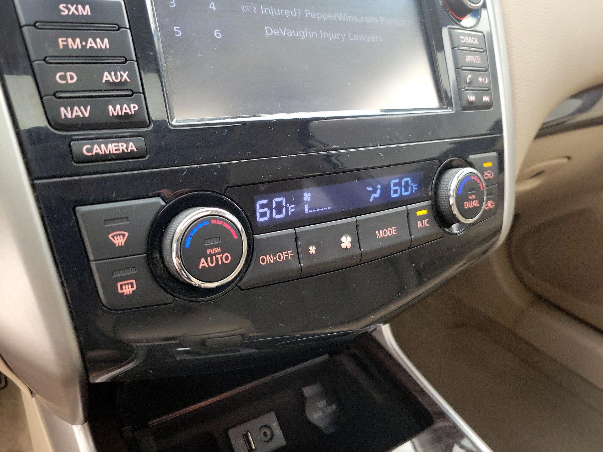 Thumbnail: 2014 Nissan Altima - 17