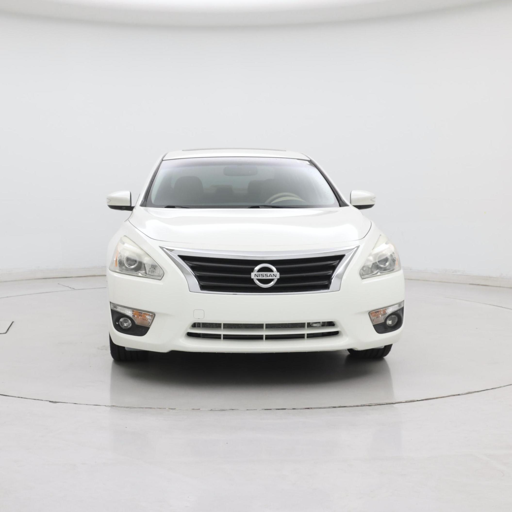 Thumbnail: 2014 Nissan Altima - 5