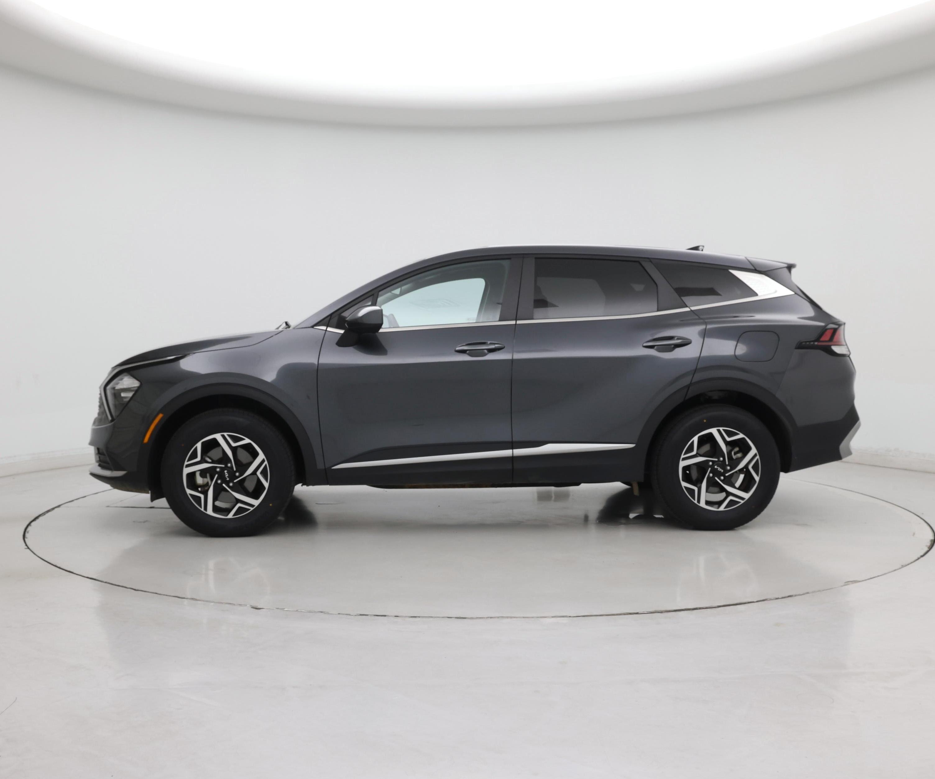 Thumbnail: 2023 Kia Sportage - 3