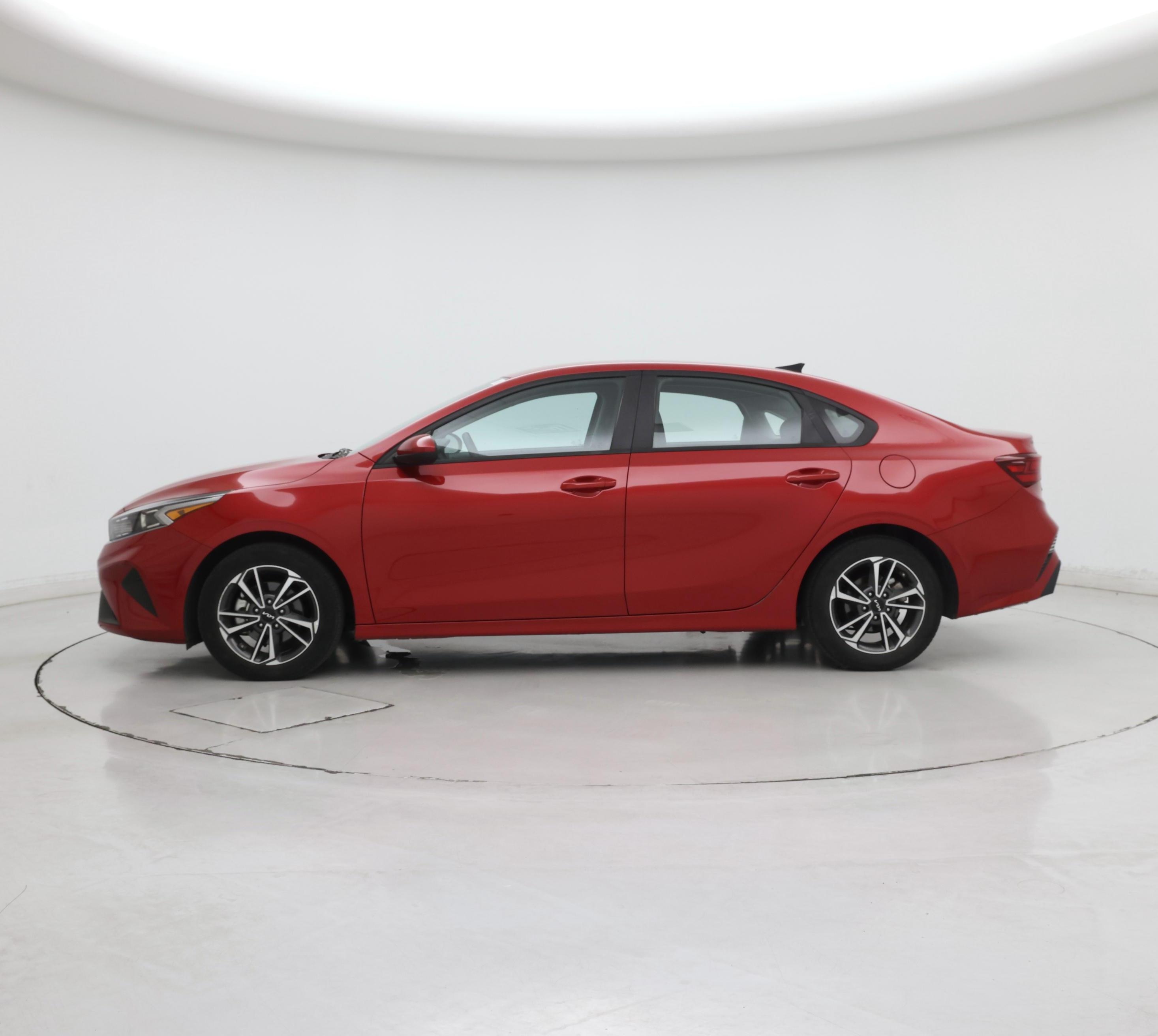 Thumbnail: 2023 Kia Forte - 3