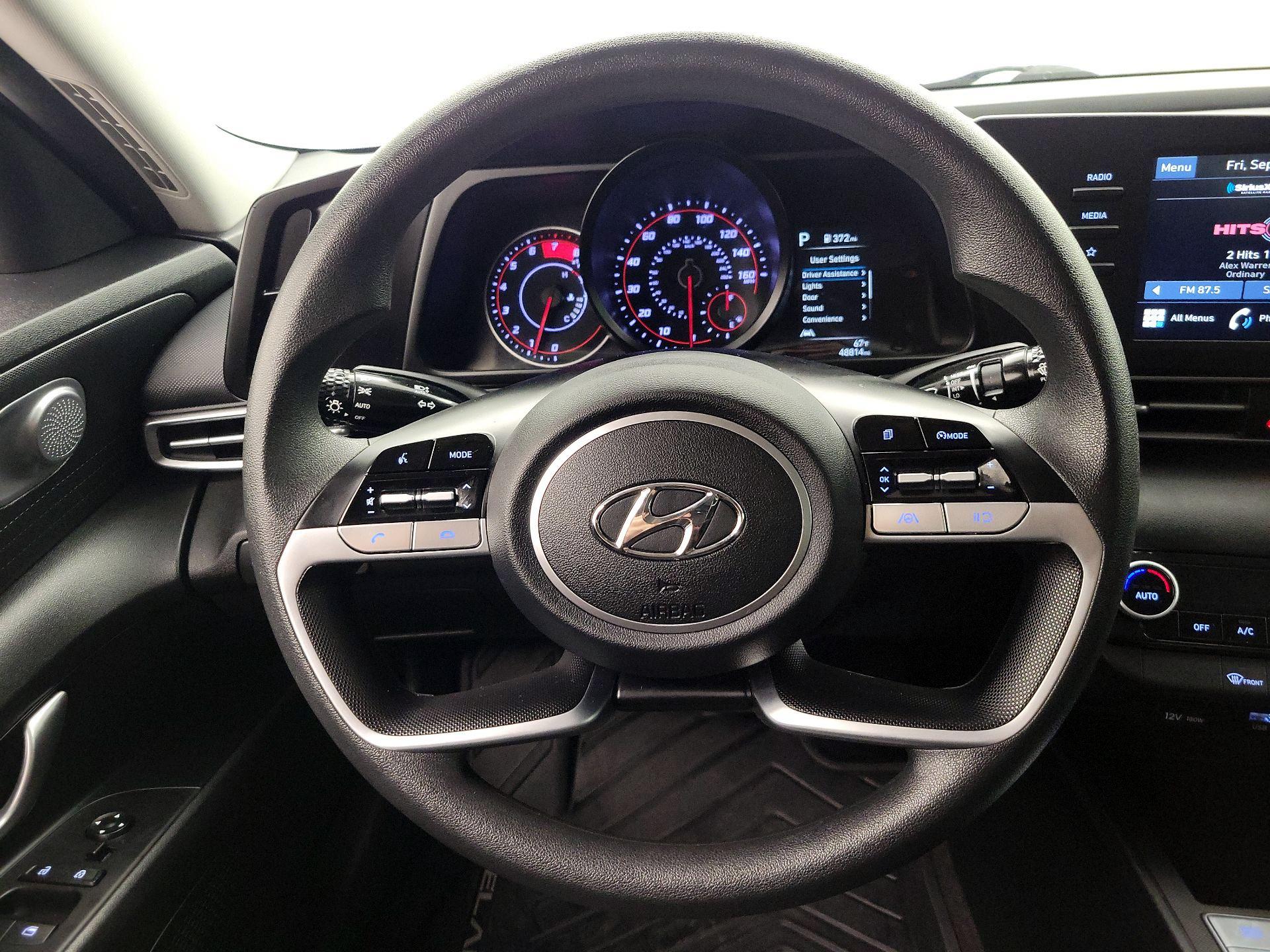 Thumbnail: 2022 Hyundai Elantra - 10