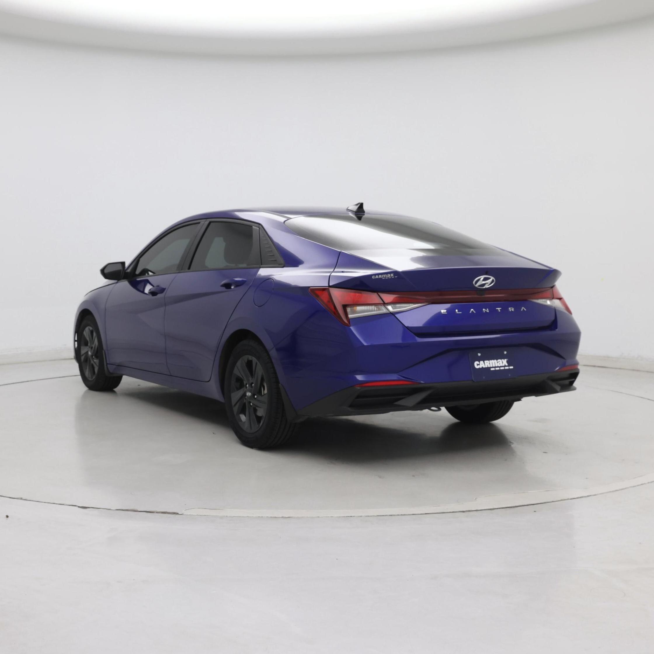Thumbnail: 2022 Hyundai Elantra - 2