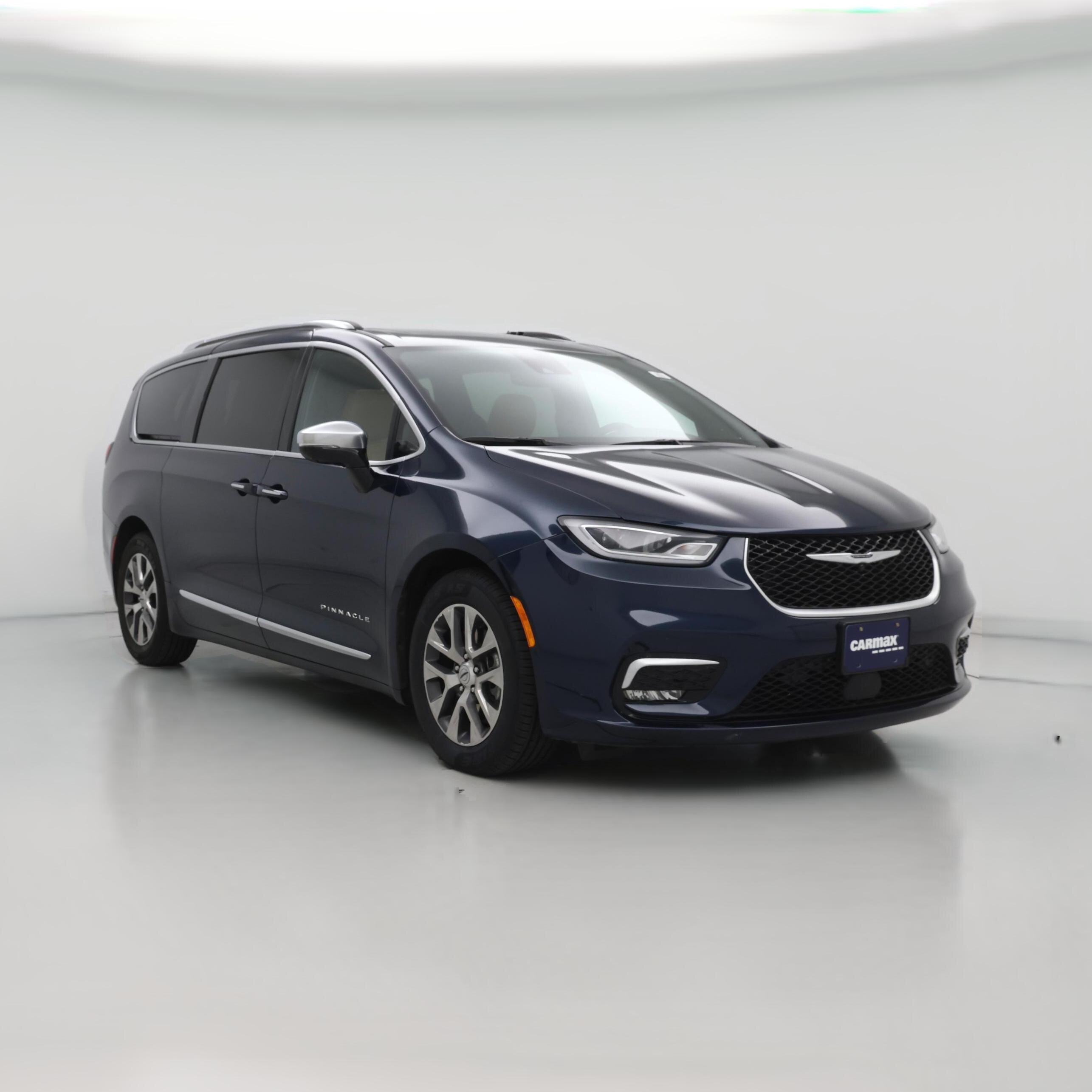 Thumbnail: 2023 Chrysler Pacifica - 1
